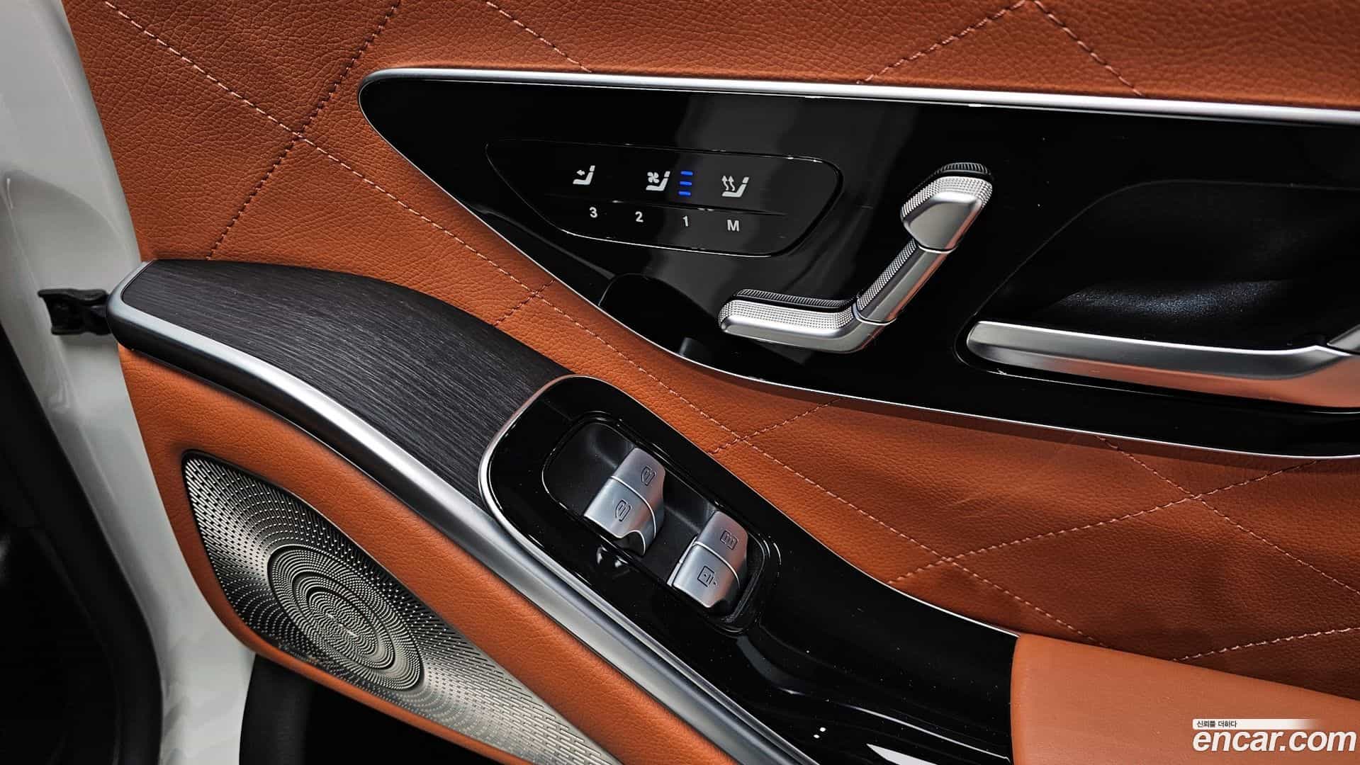 S-Class Mercedes-Benz 2022.3-OPTION-022