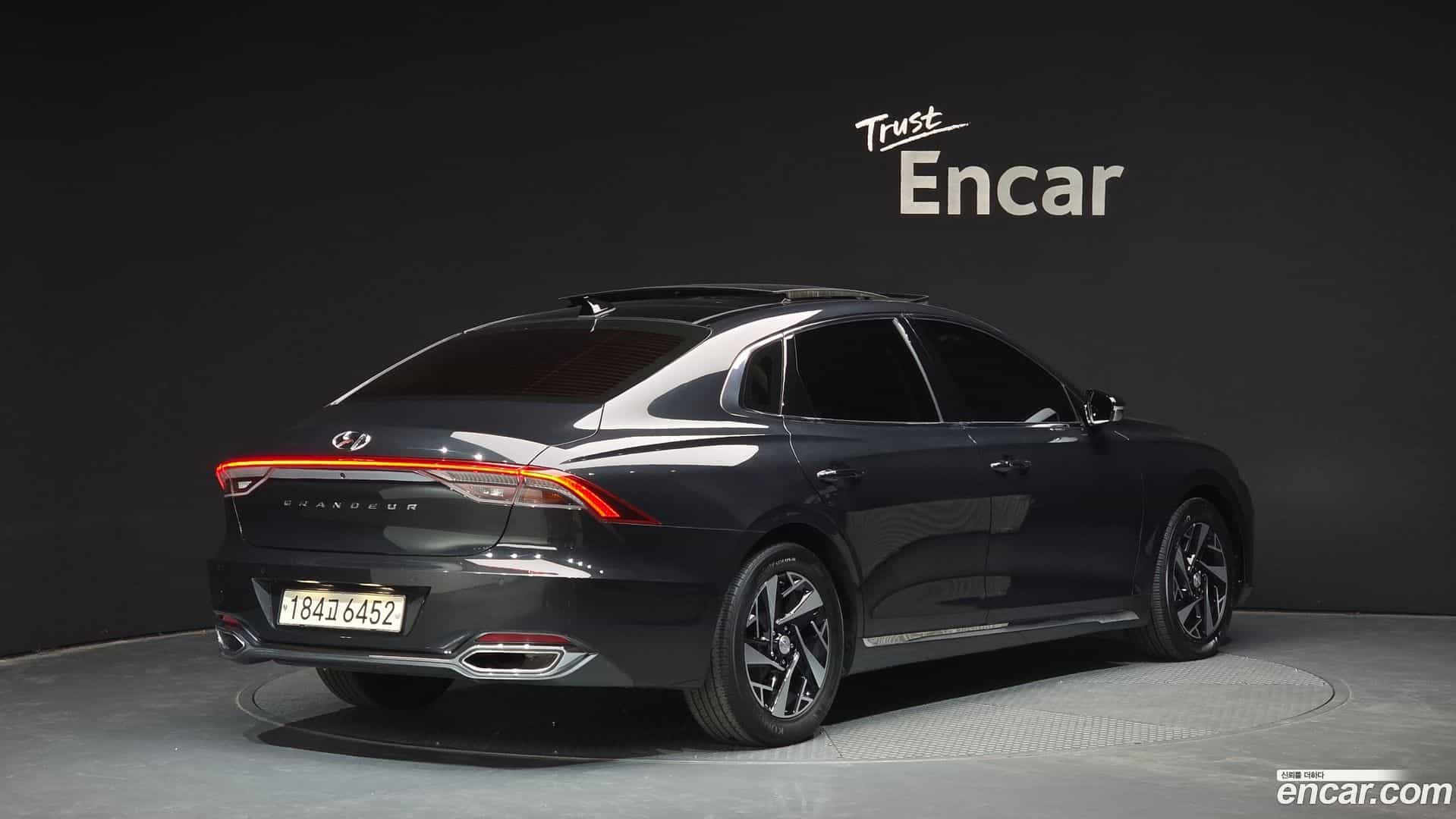 Grandeur Hyundai 2021.1-OUTER-002