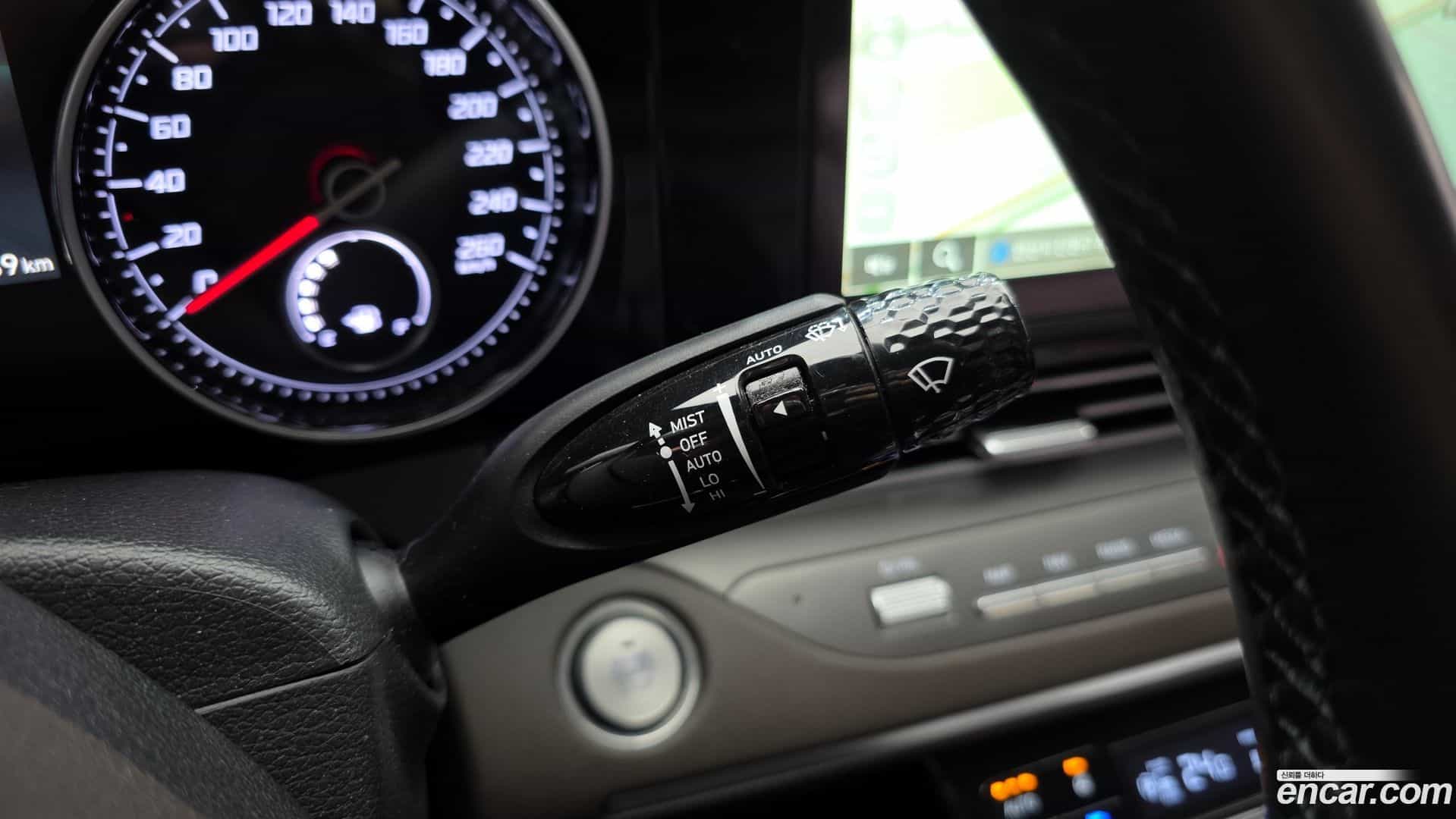 Grandeur Hyundai 2021.1-OPTION-020