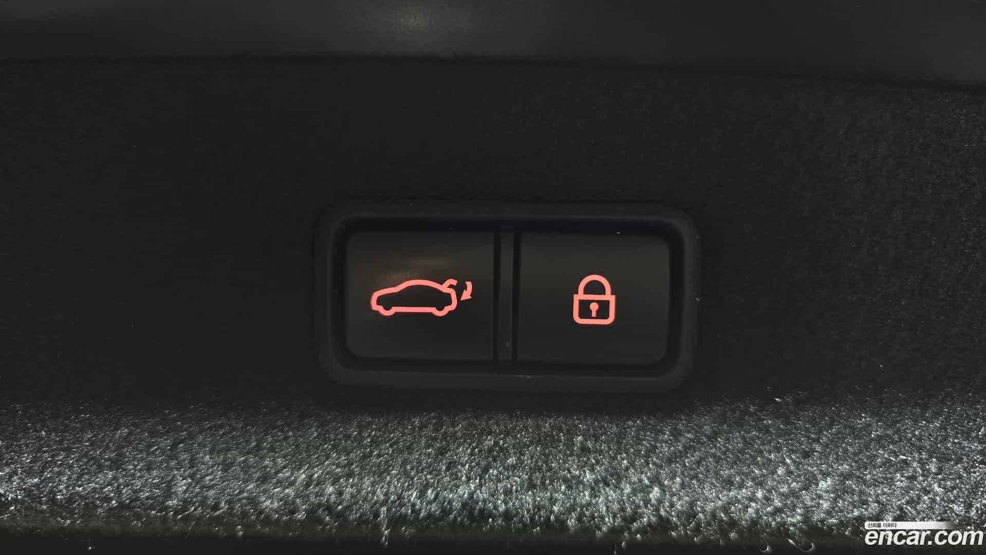 EQ900 Genesis 2016.2-OPTION-024
