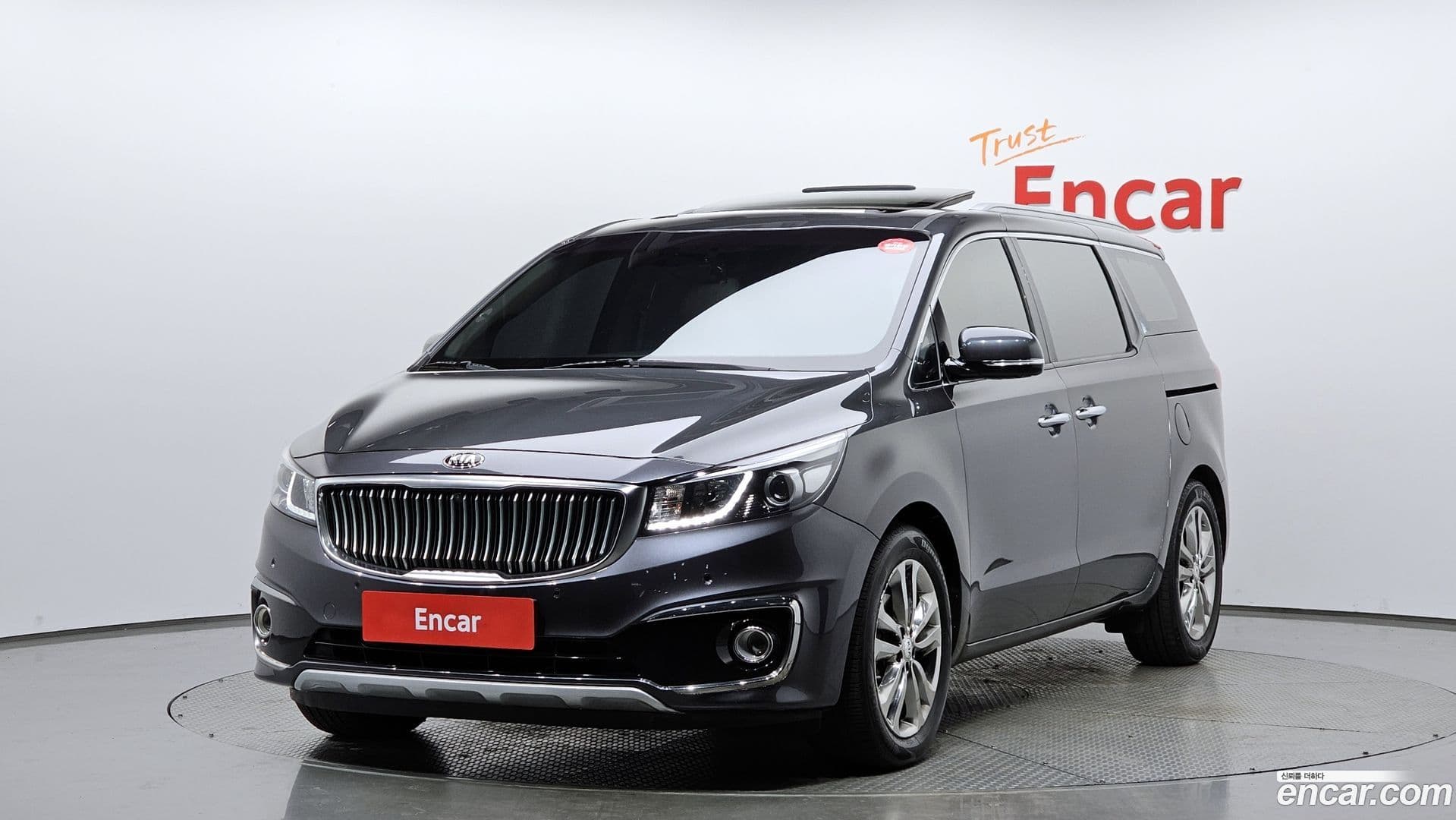Main__Slider__Photo:Canival Kia 2018.2-0