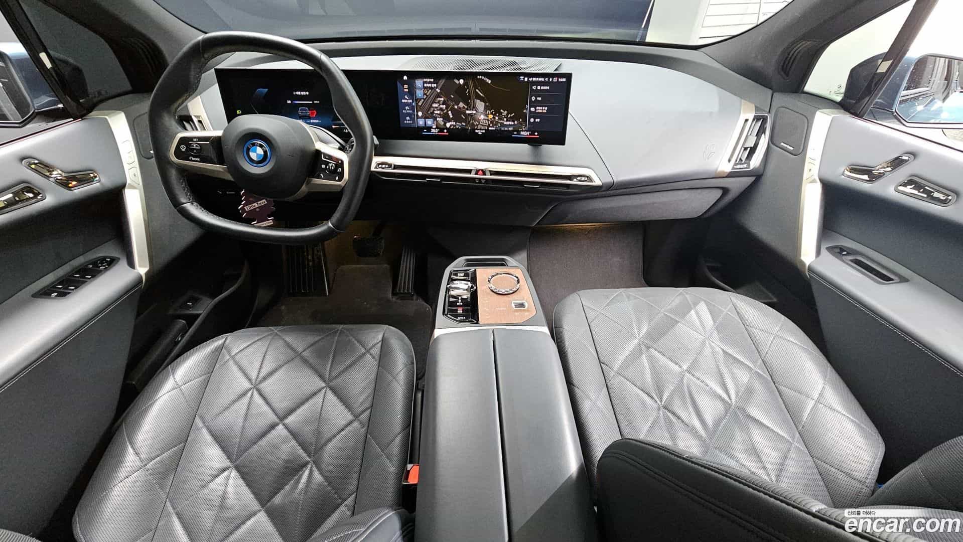 iX BMW 2022.8-INNER-007