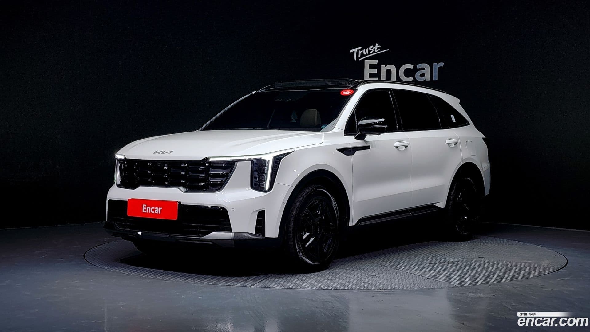 Main__Slider__Photo:Sorento Kia 2024.0-0