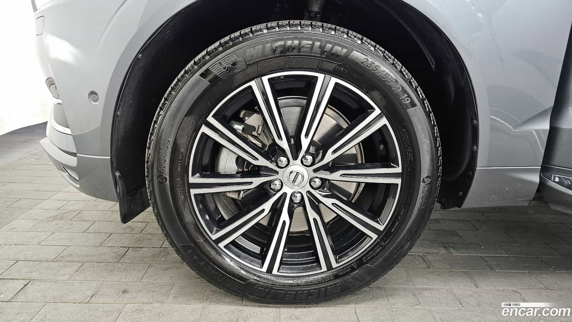 XC60 Volvo 2017.10-OUTER-005