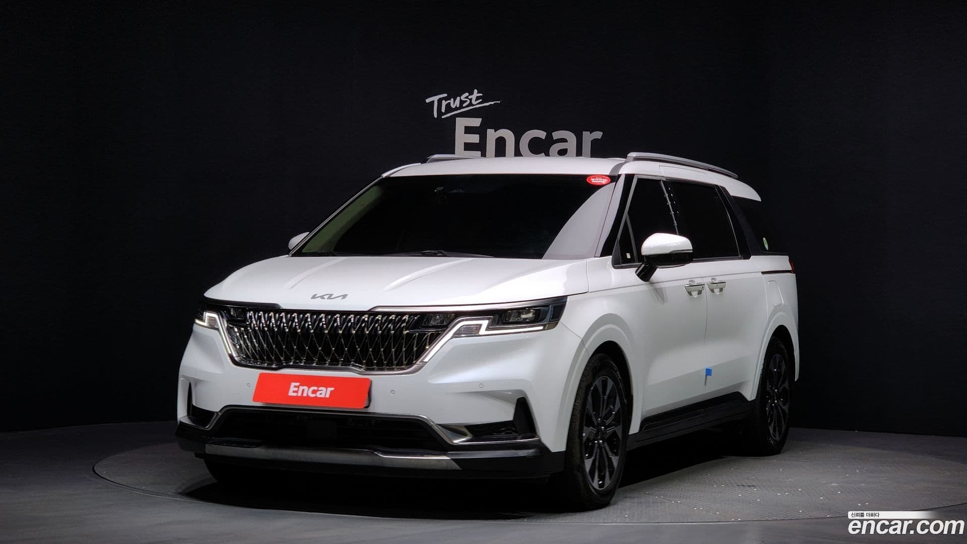 Main__Slider__Photo:Canival Kia 2022.10-0