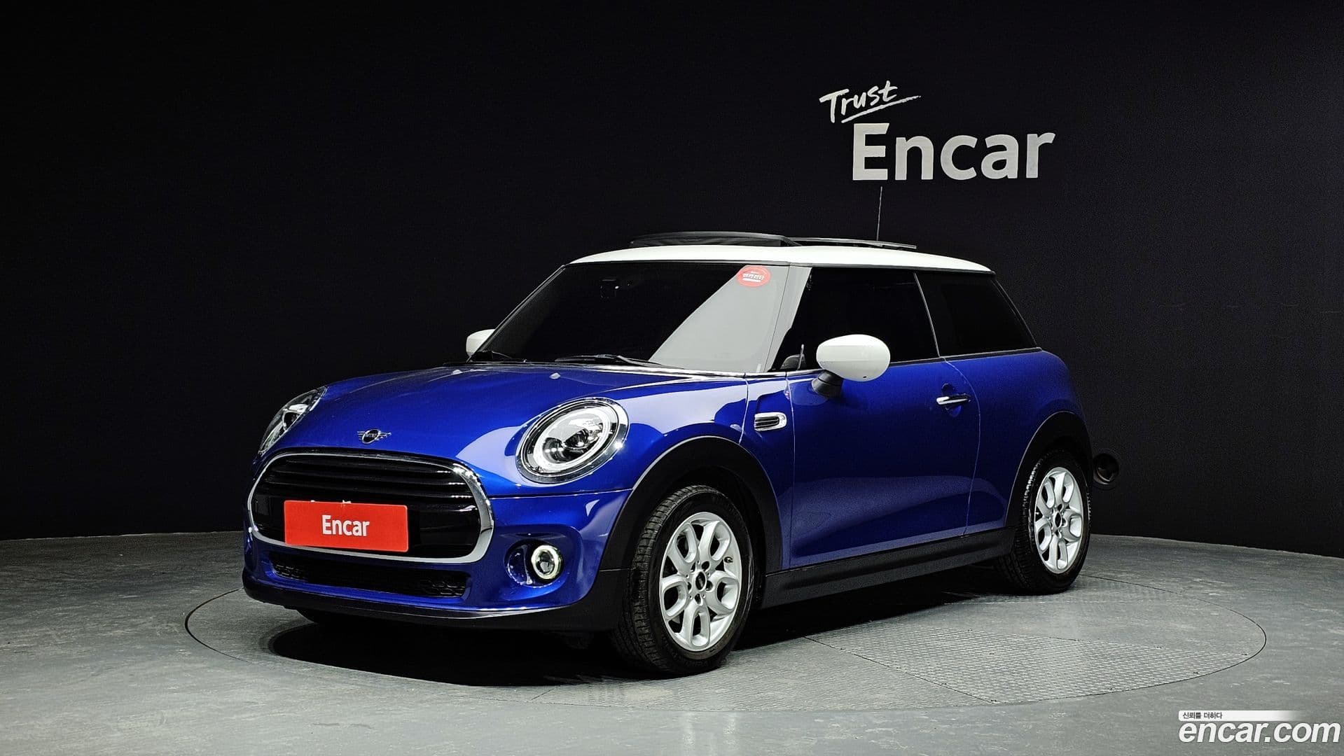 Main__Slider__Photo:Cooper Mini 2019.11-0