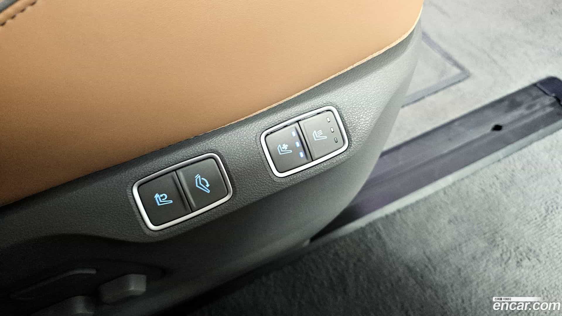 Staria Hyundai 2022.11-OPTION-022