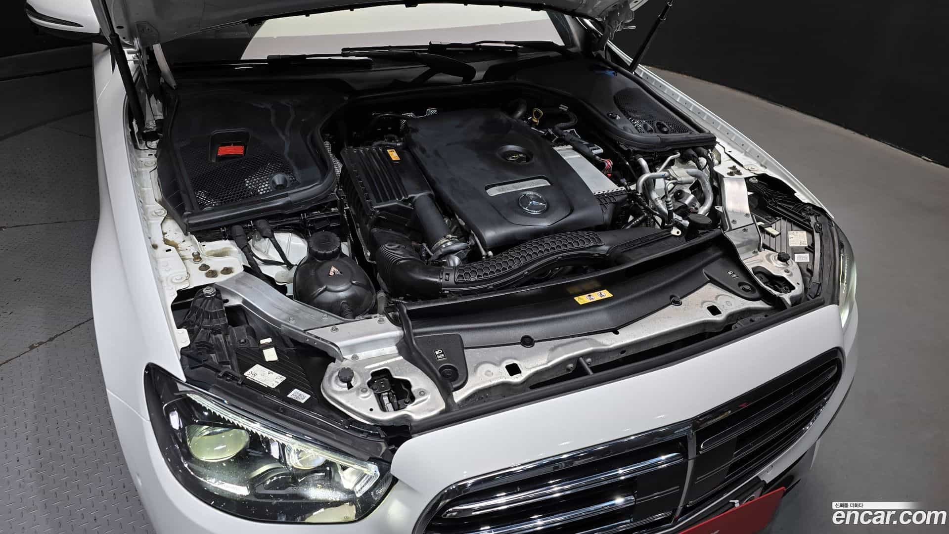 E-Class Mercedes-Benz 2020.11-INNER-006