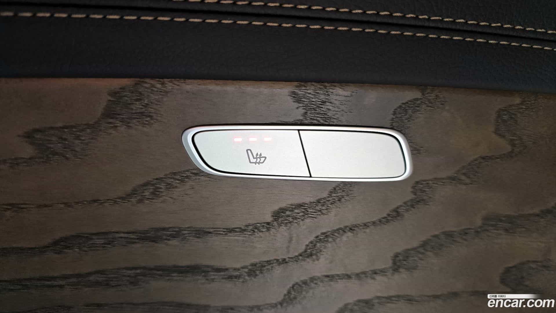 E-Class Mercedes-Benz 2020.11-OPTION-020