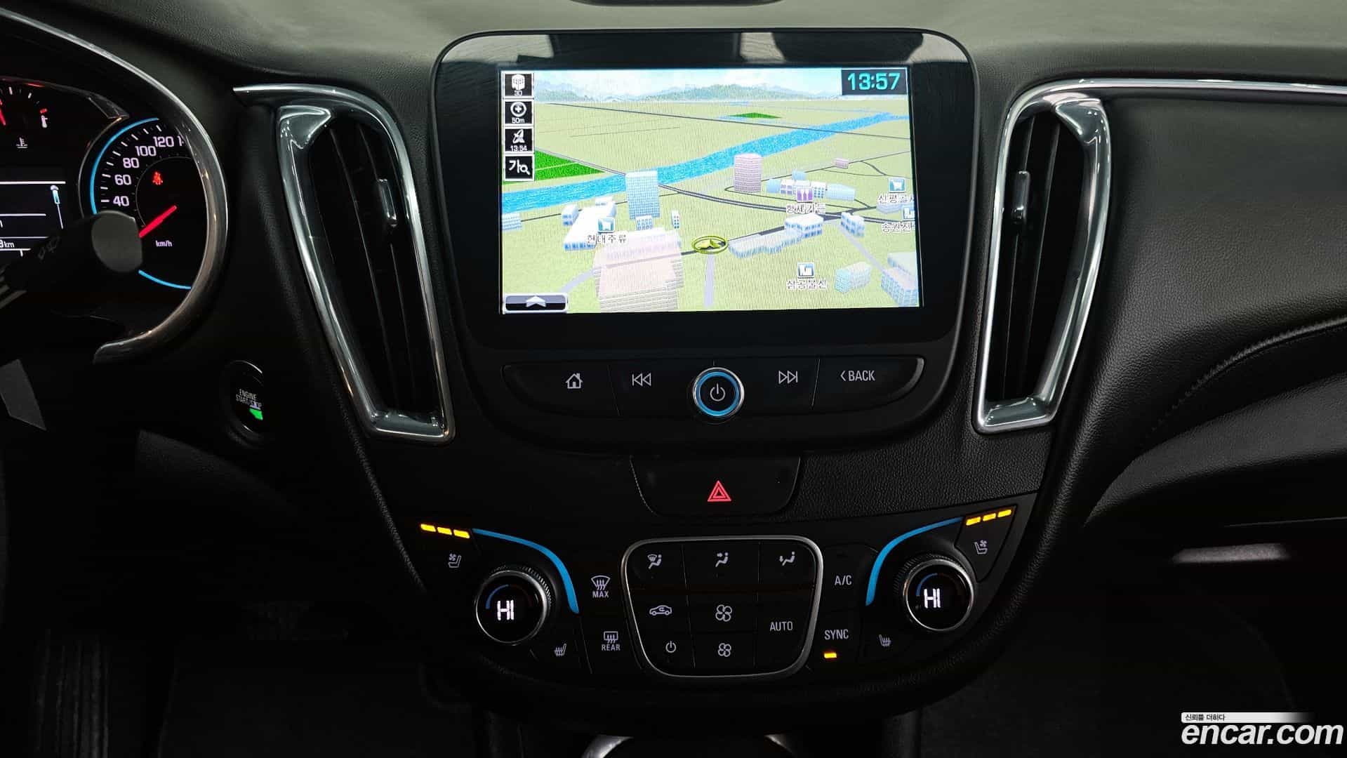Malibu Chevrolet 2017.11-OPTION-018
