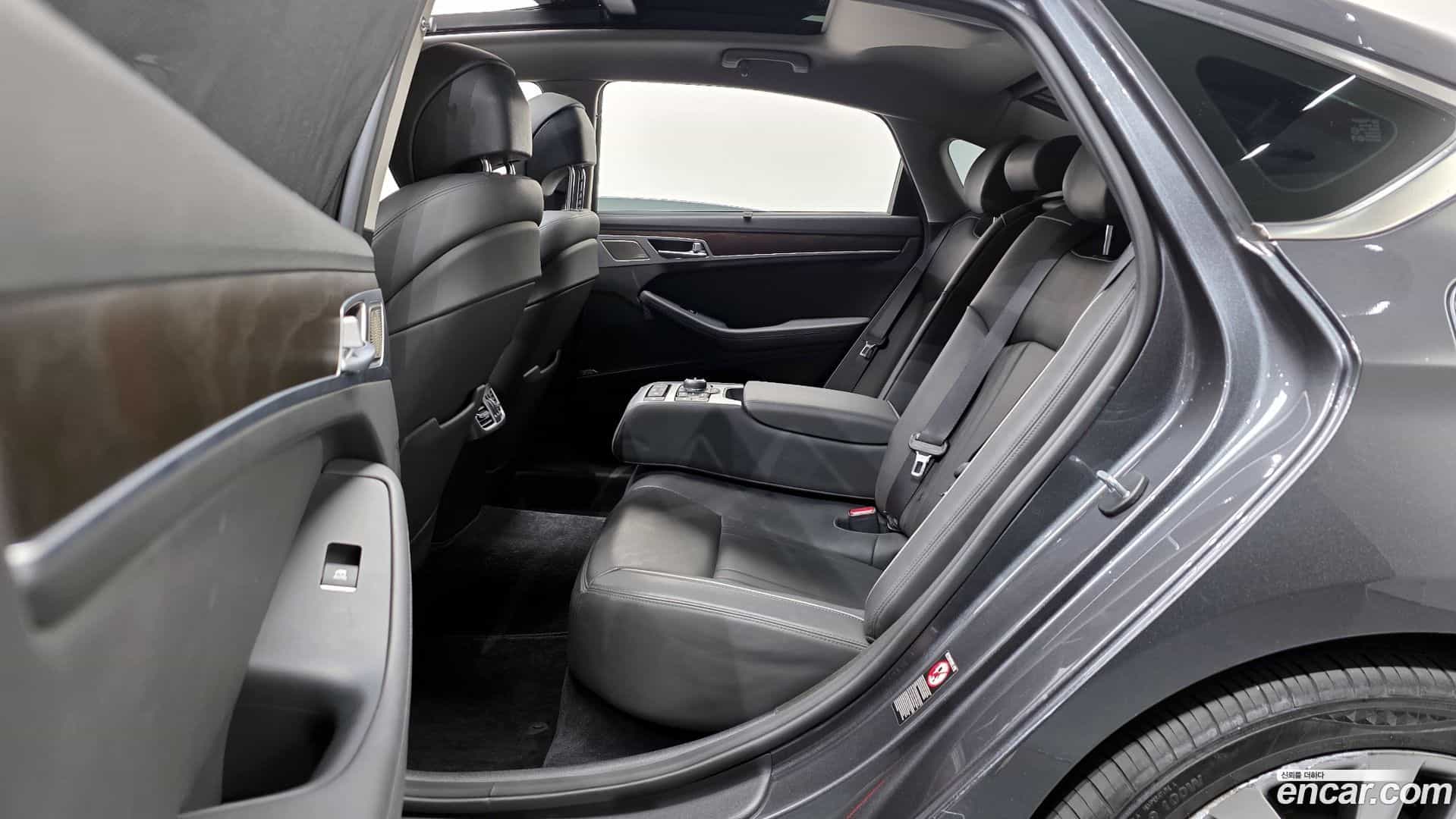 G80 Genesis 2016.8-OPTION-016