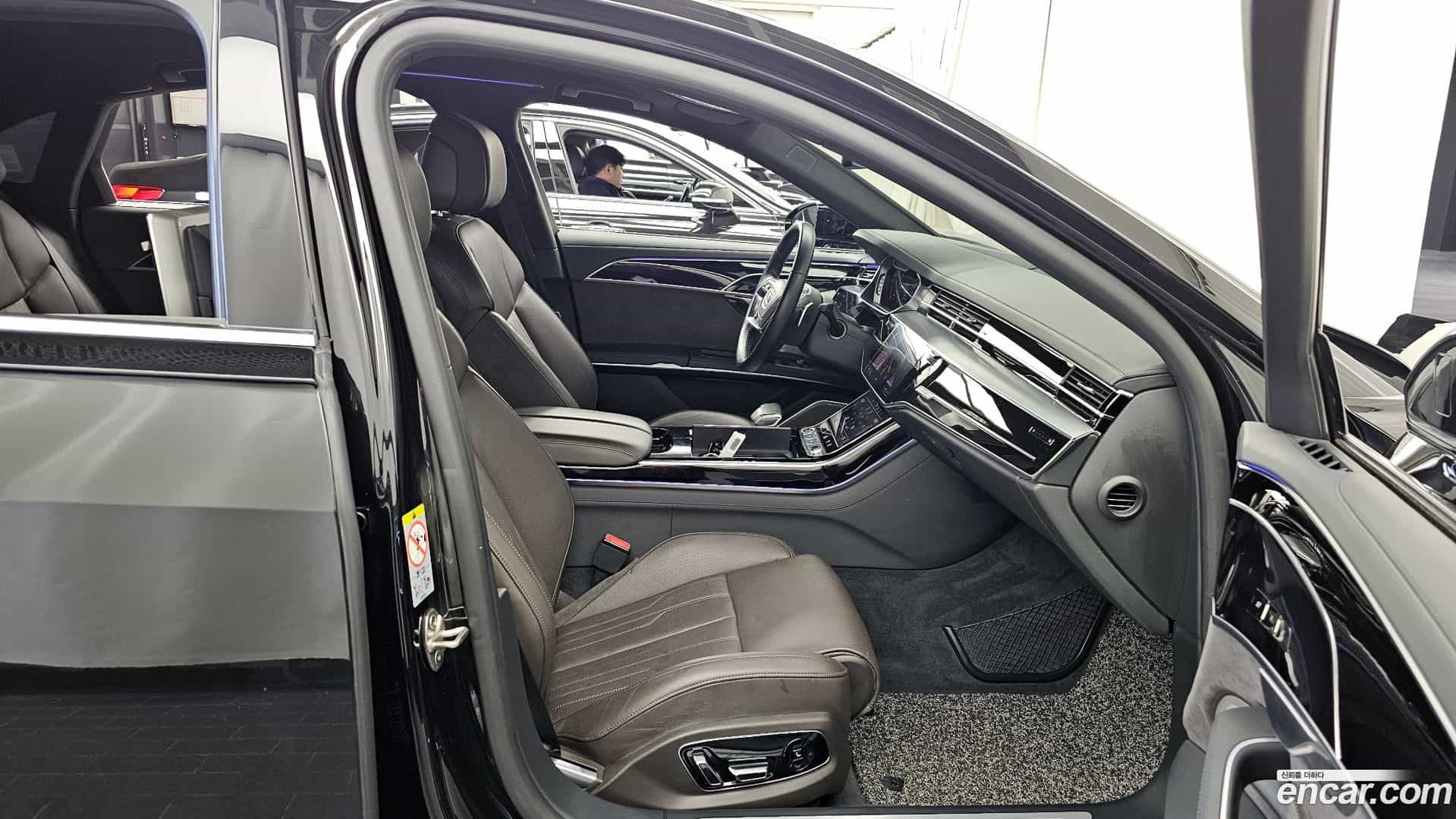 A8 Audi 2021.6-OPTION-015
