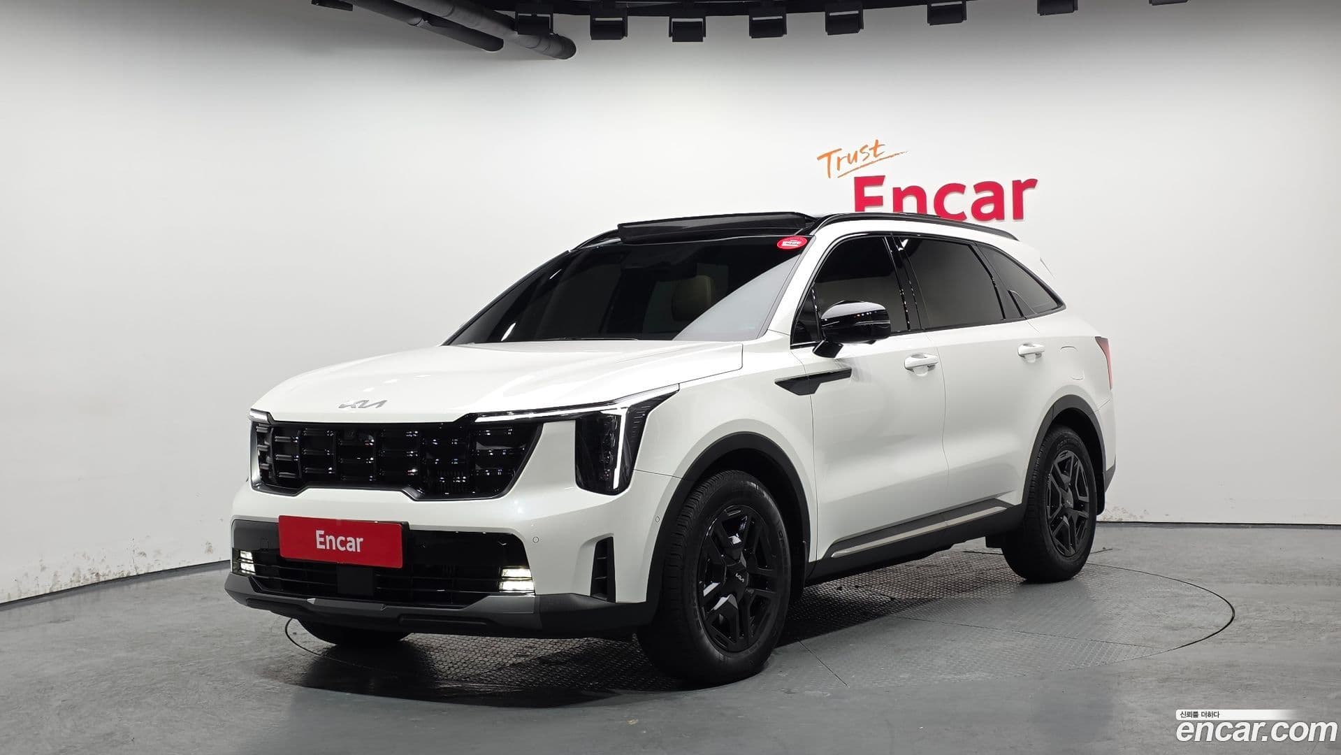 Main__Slider__Photo:Sorento Kia 2024.0-0
