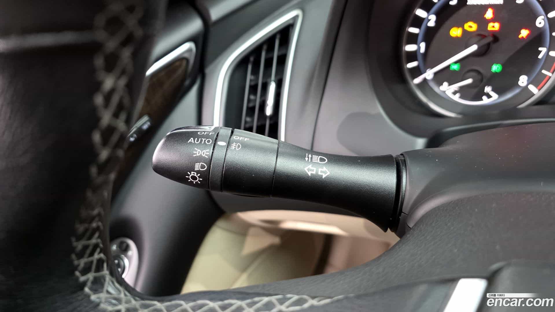 Q50 Infiniti 2018.11-OPTION-021