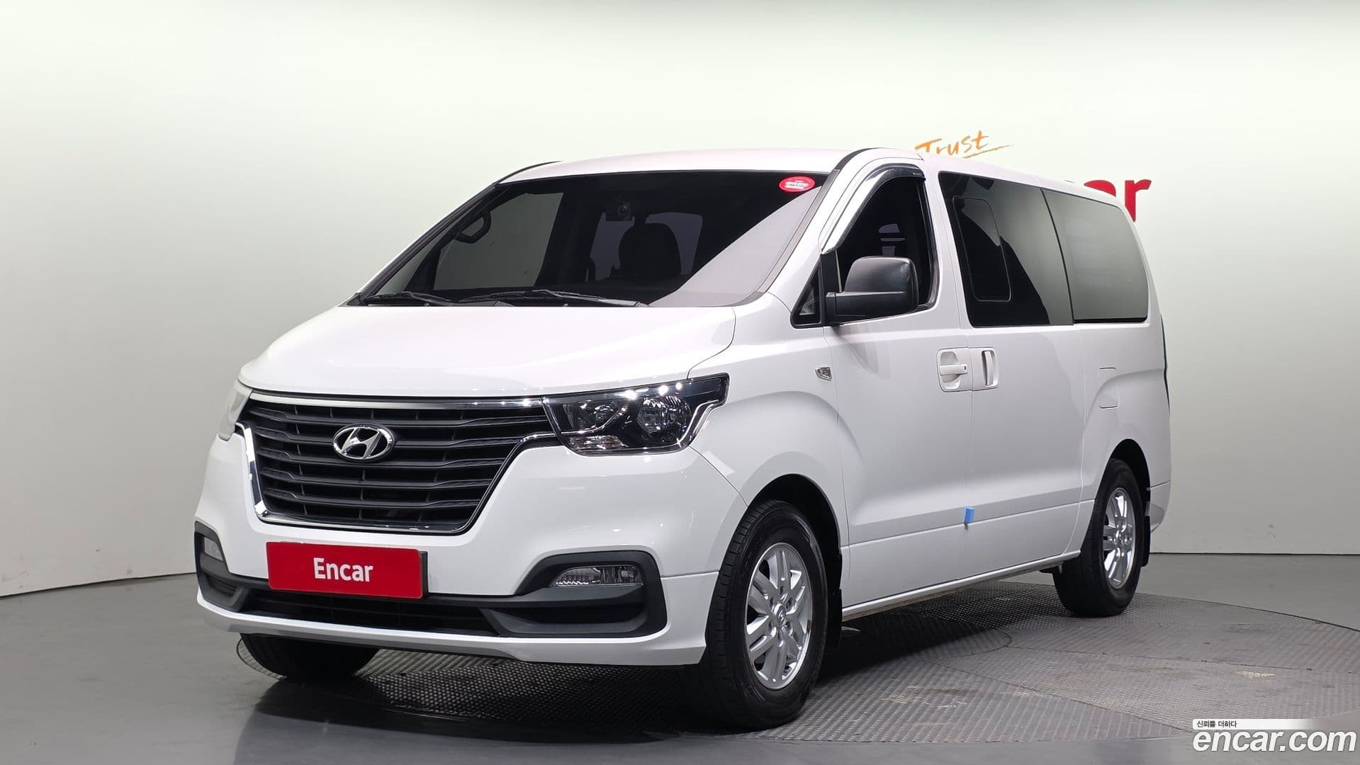 Main__Slider__Photo:Starex Hyundai 2018.6-0