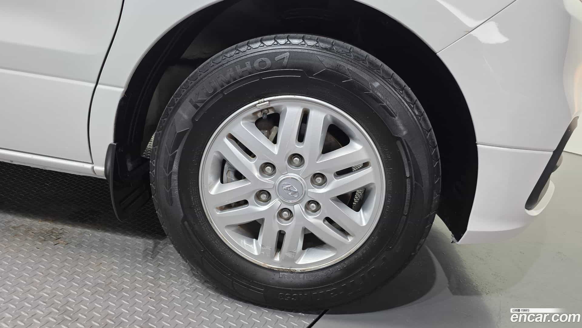 Starex Hyundai 2018.6-OUTER-005