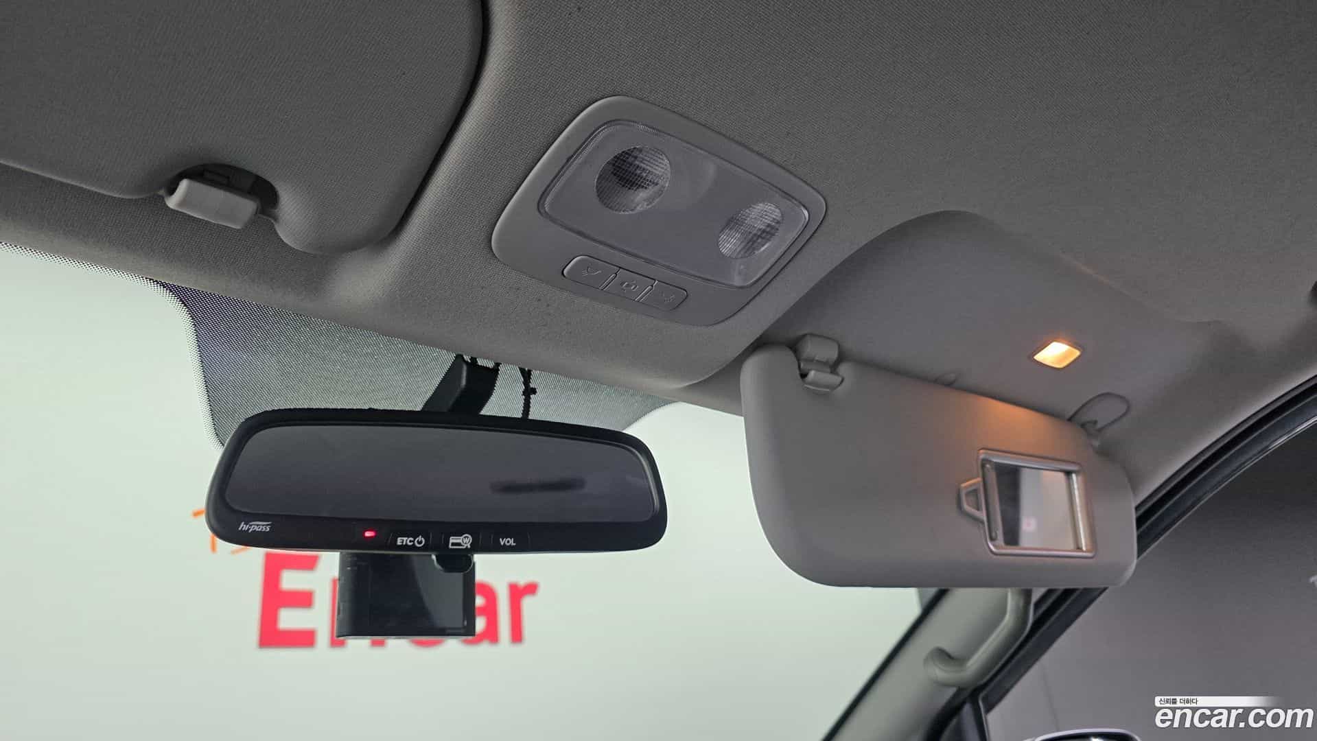 Starex Hyundai 2018.6-OPTION-021