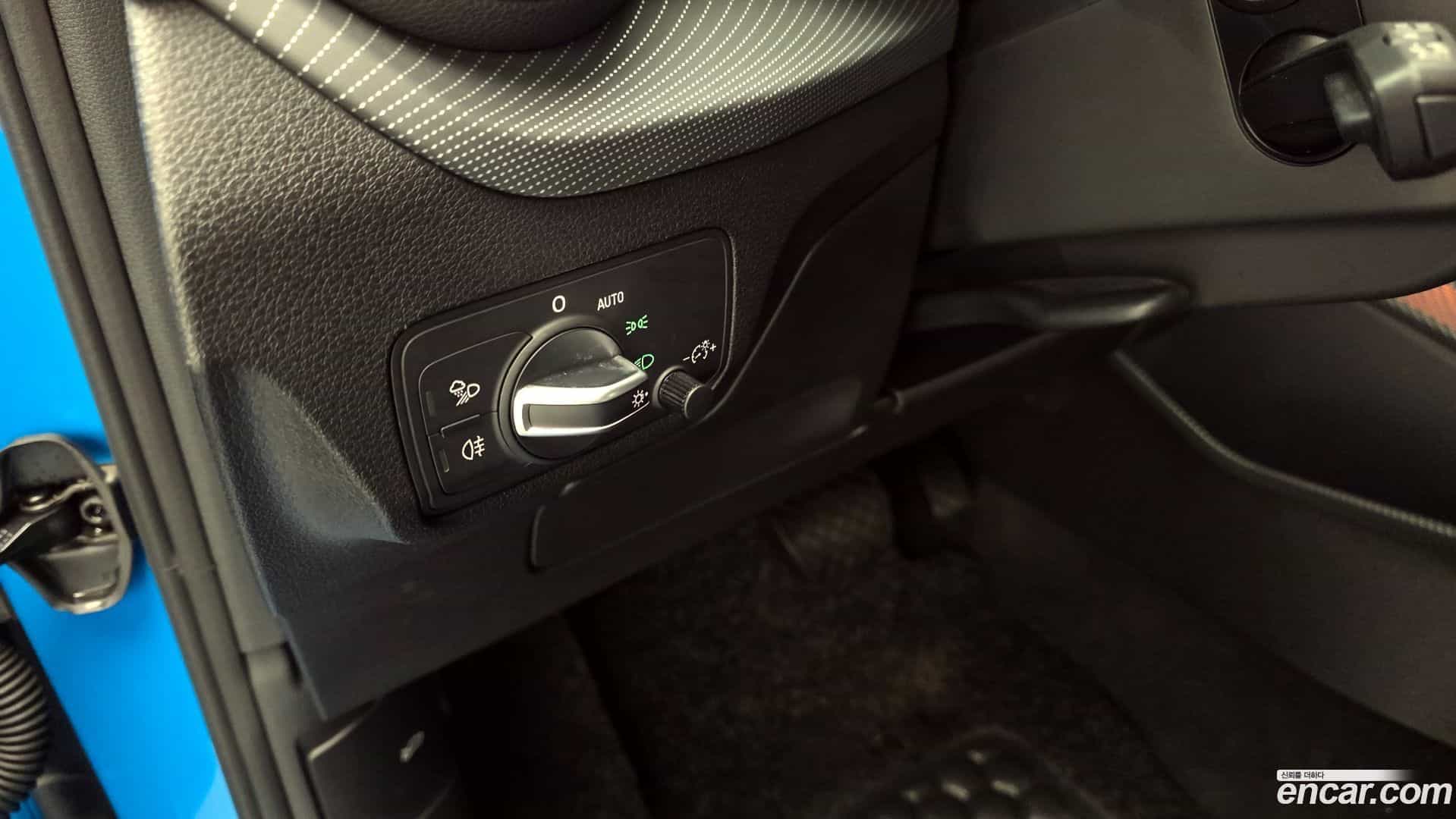 Q2 Audi 2023.11-OPTION-021