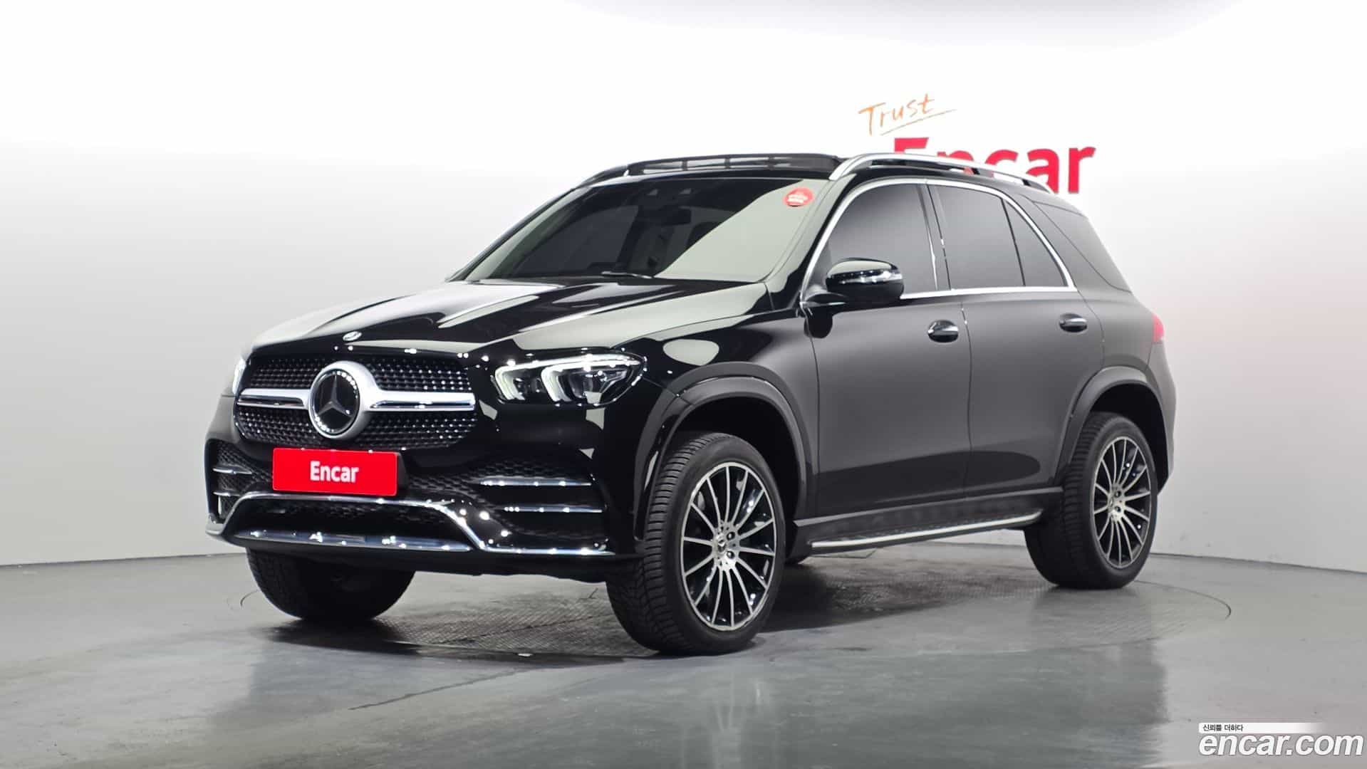 GLE-Class Mercedes-Benz 2023.3-OUTER-001