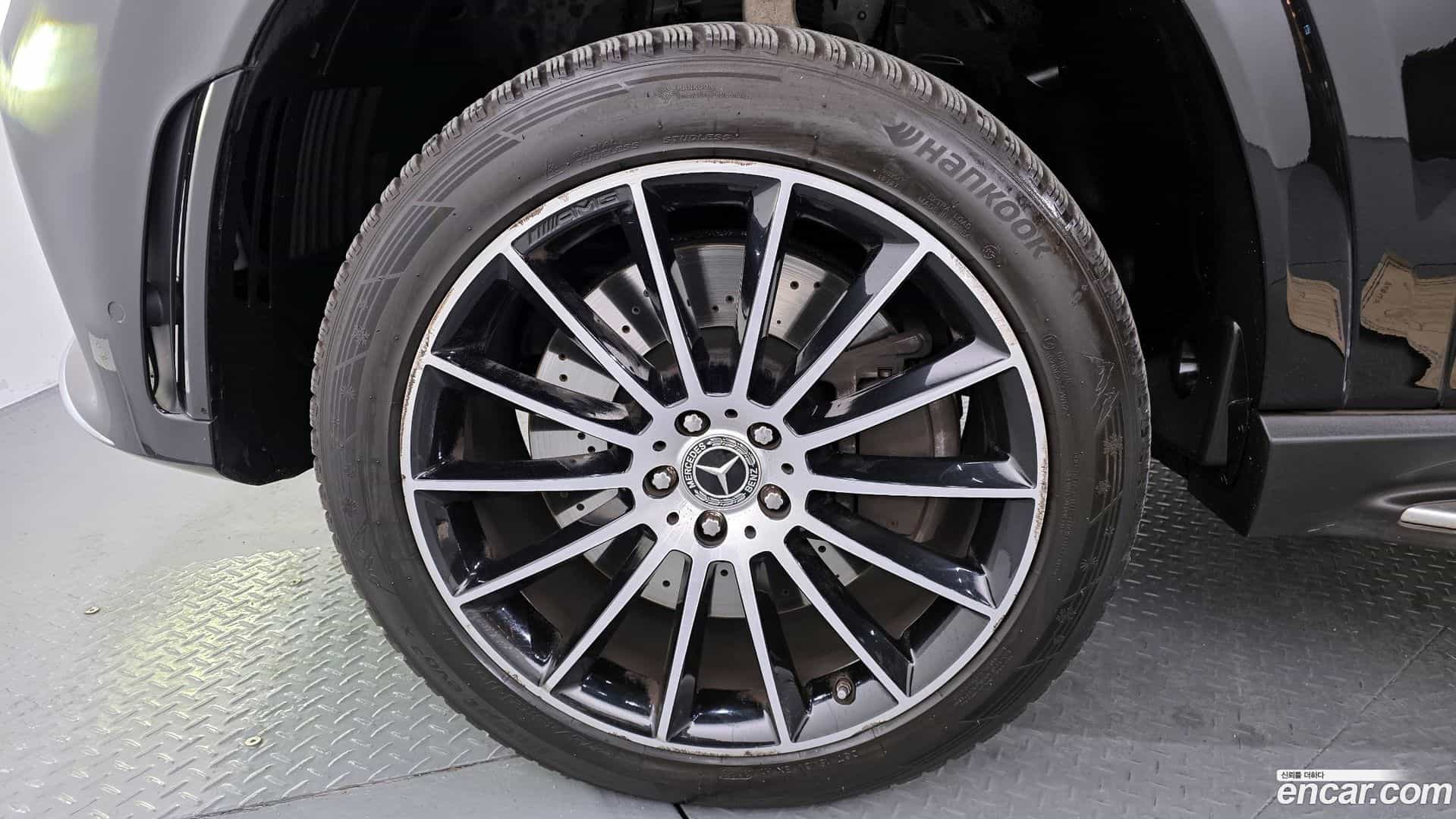 GLE-Class Mercedes-Benz 2023.3-OUTER-005