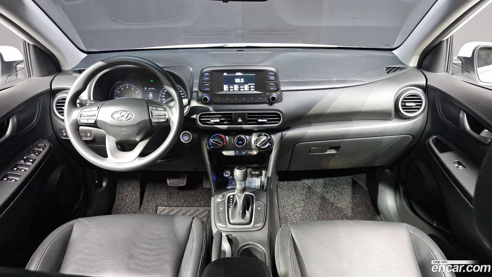 Kona Hyundai 2018.0-INNER-007