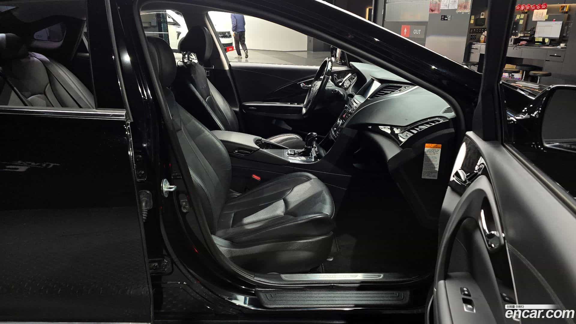 Grandeur Hyundai 2015.10-OPTION-015