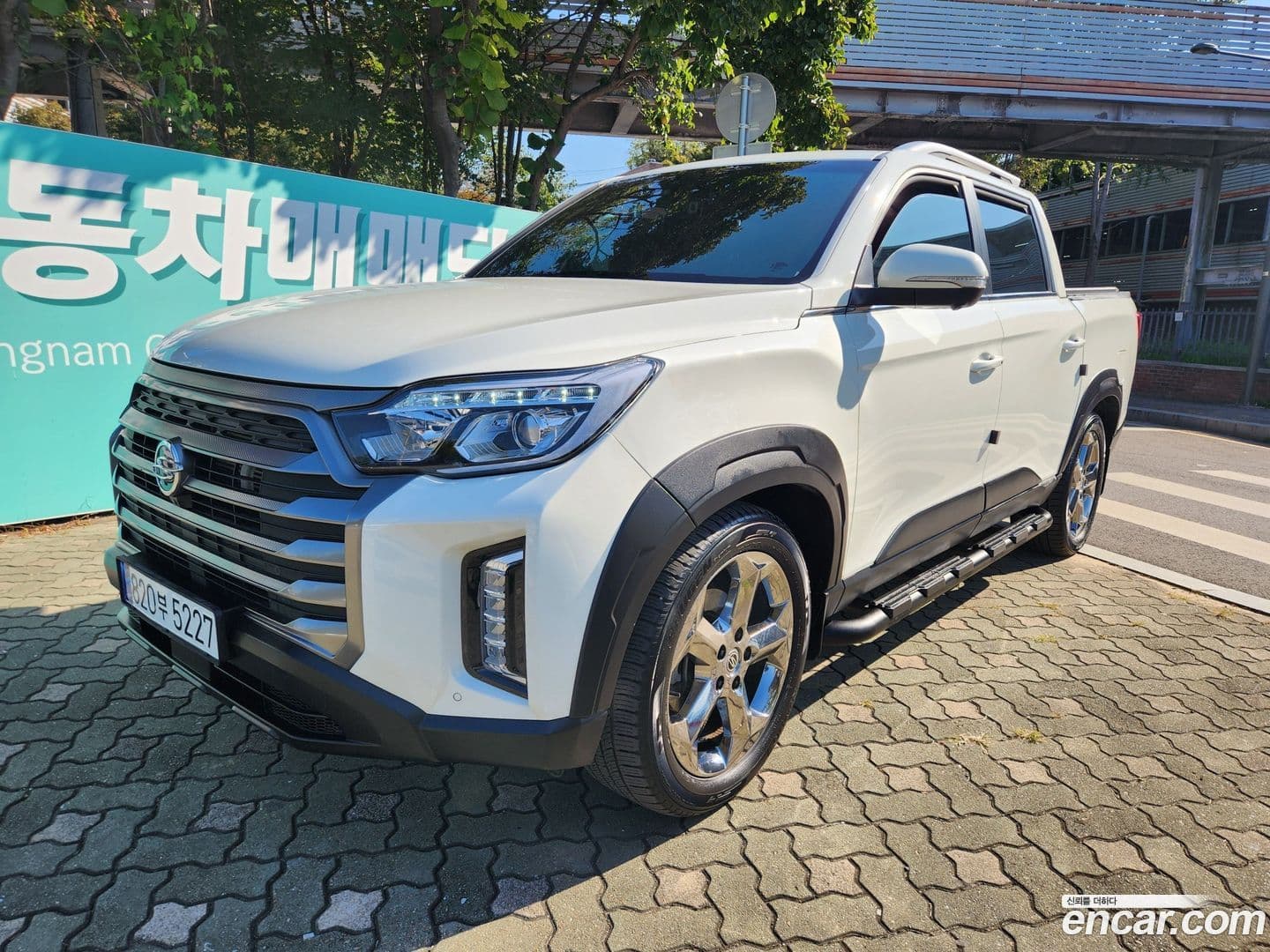 Main__Slider__Photo:Rexton KG Mobility 2022.11-0