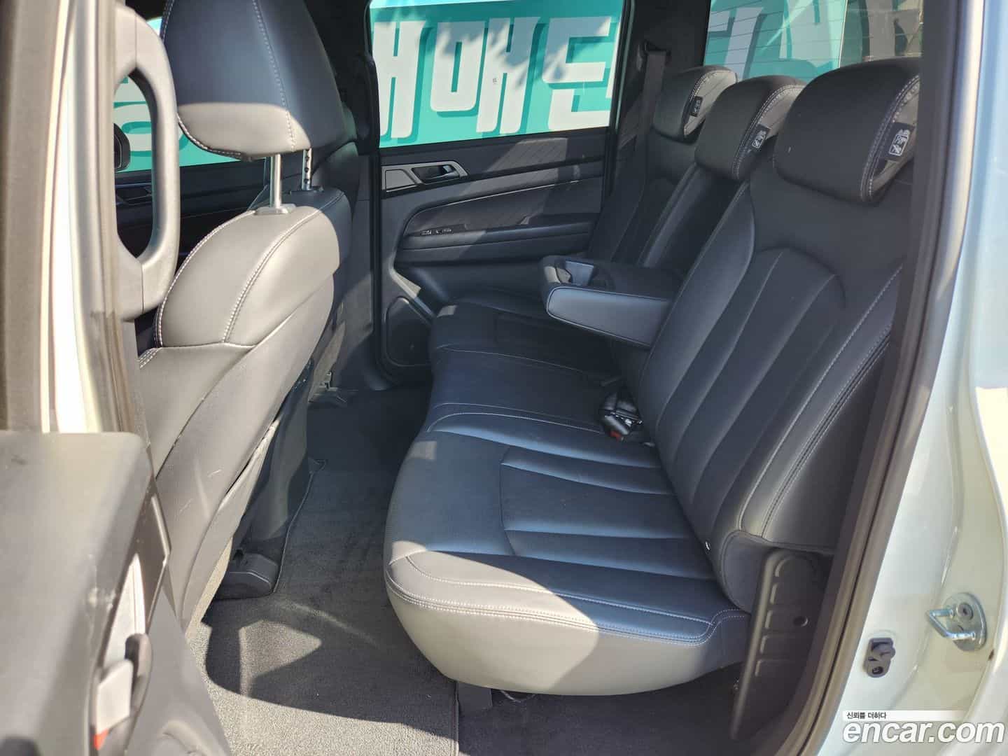 Rexton KG Mobility 2022.11-INNER-007