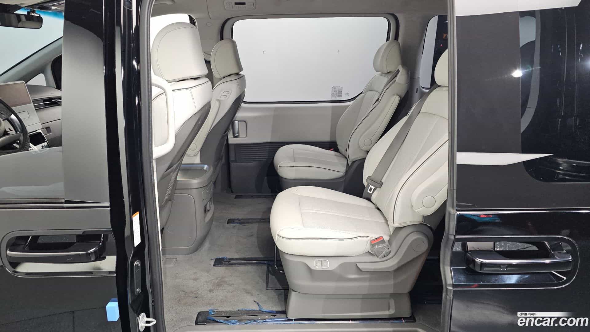 Staria Hyundai 2021.7-OPTION-015