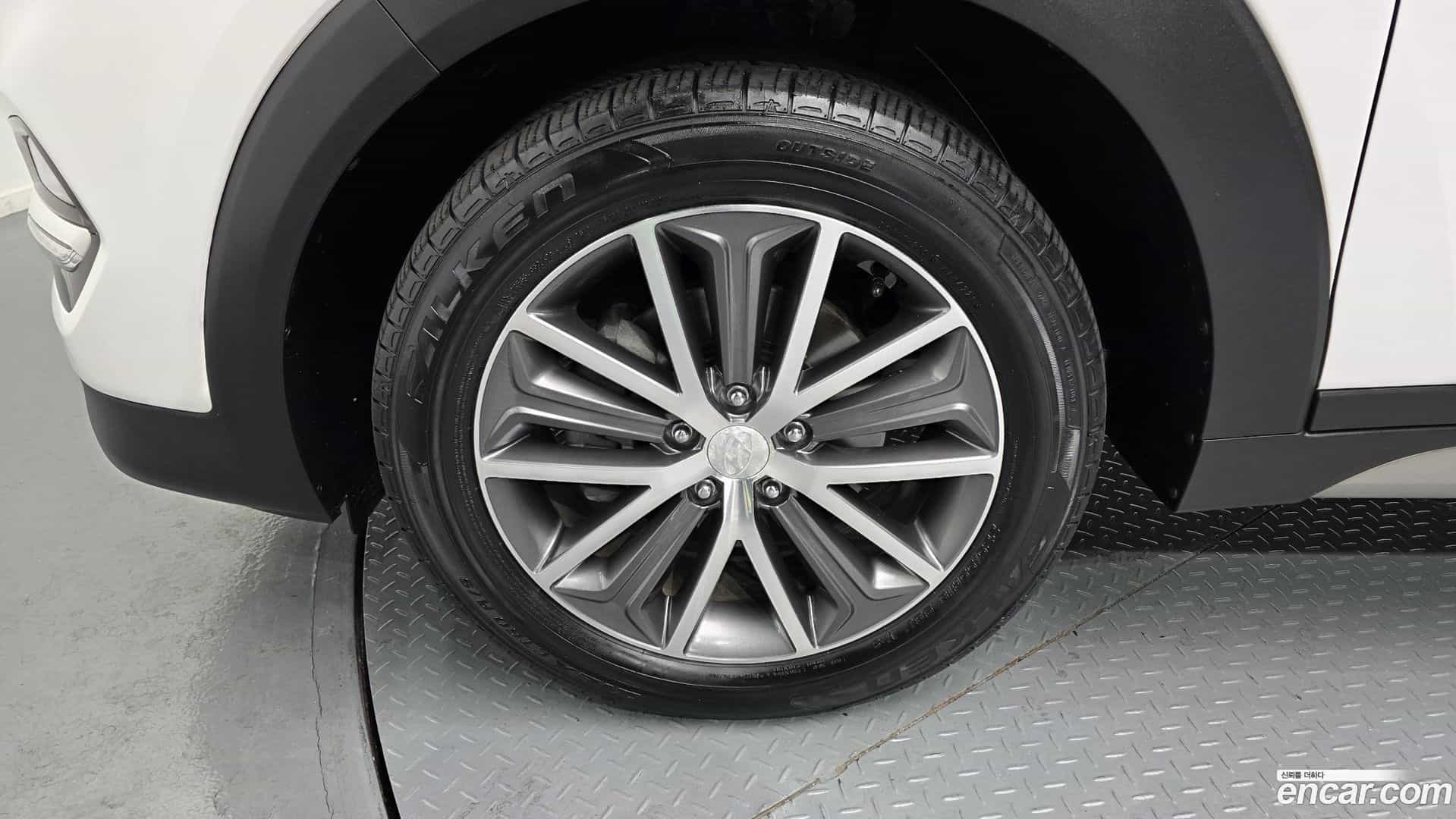 Tucson Hyundai 2016.5-OUTER-005