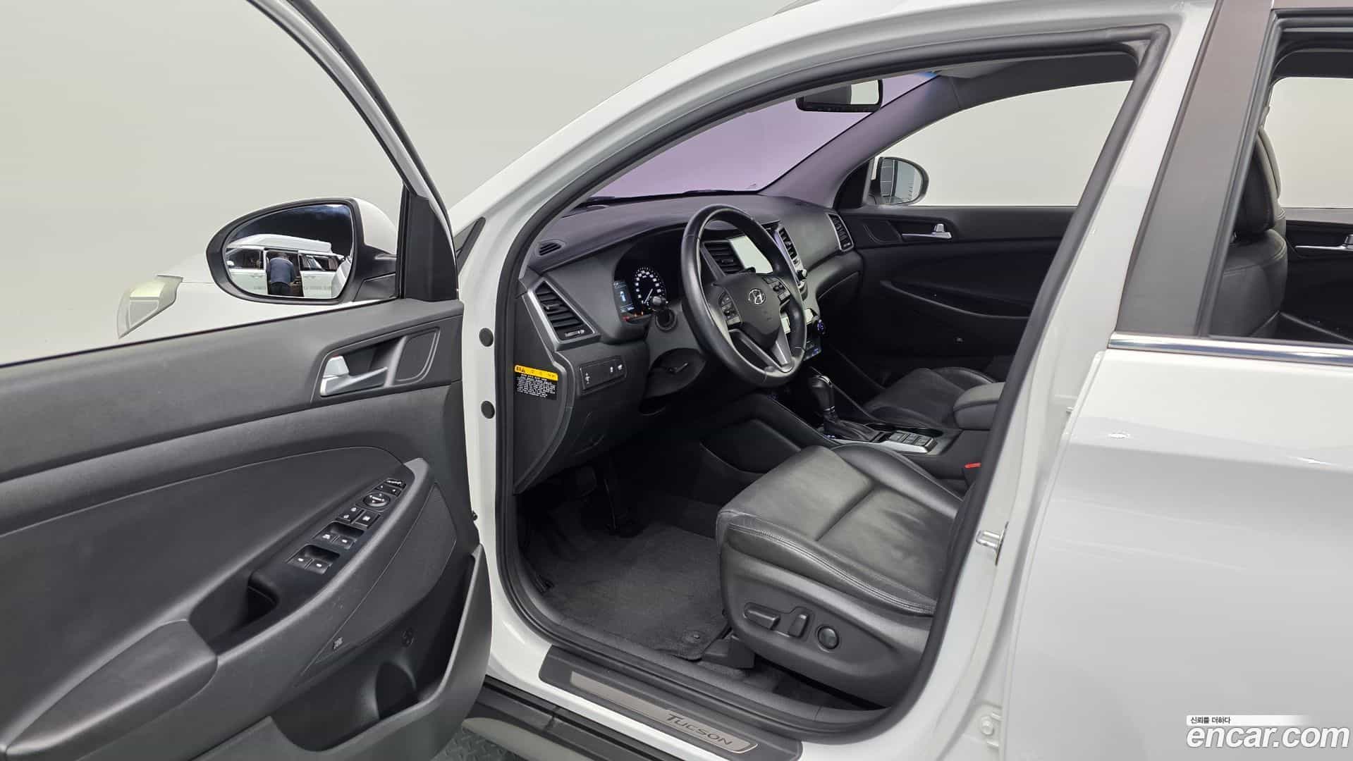 Tucson Hyundai 2016.5-OPTION-015