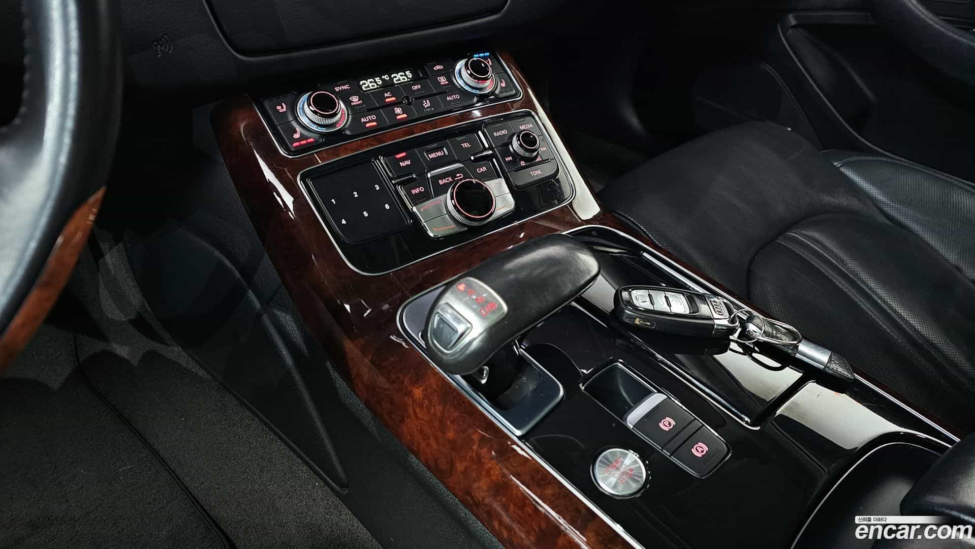 A8 Audi 2011.11-INNER-009