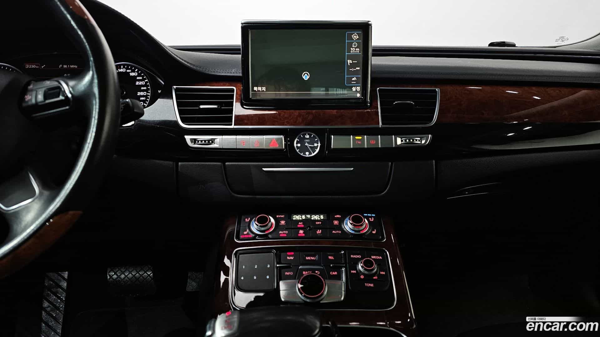 A8 Audi 2011.11-OPTION-018