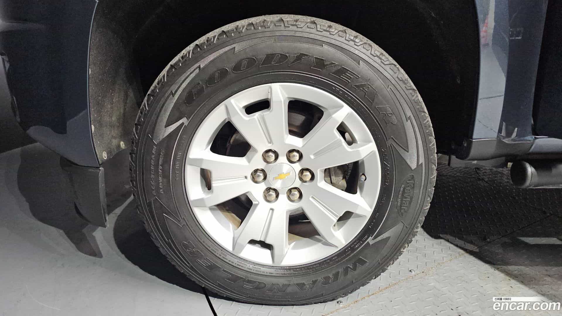 Colorado Chevrolet 2019.10-OUTER-005