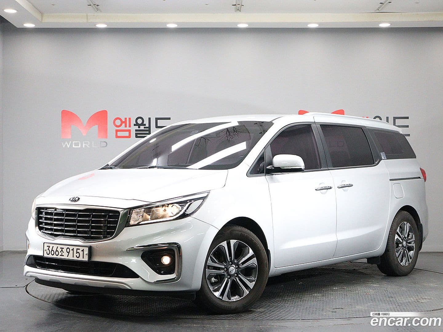 Main__Slider__Photo:Canival Kia 2018.6-0