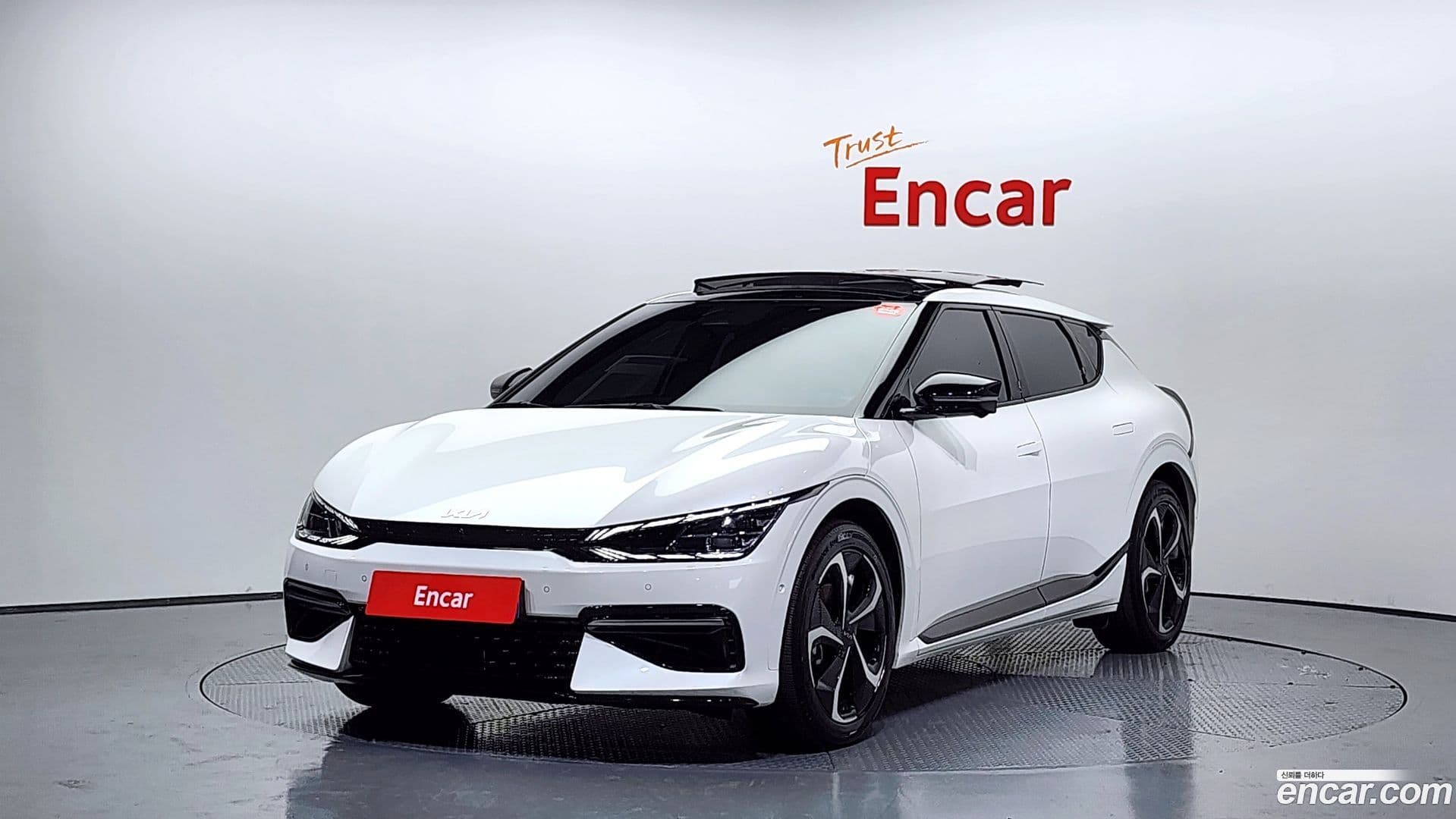 Main__Slider__Photo:EV6 Kia 2023.5-0