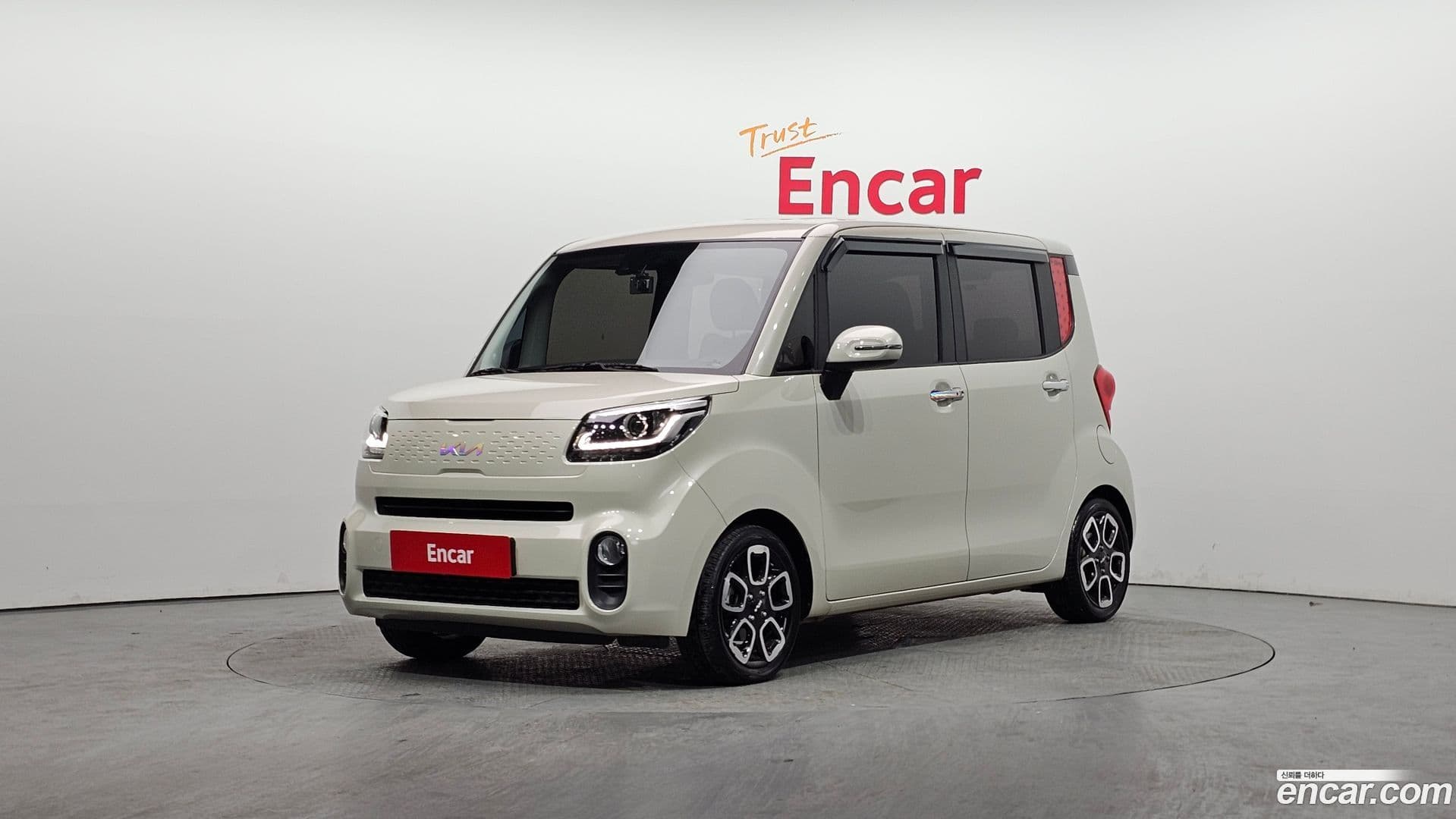 Main__Slider__Photo:RAY Kia 2021.6-0