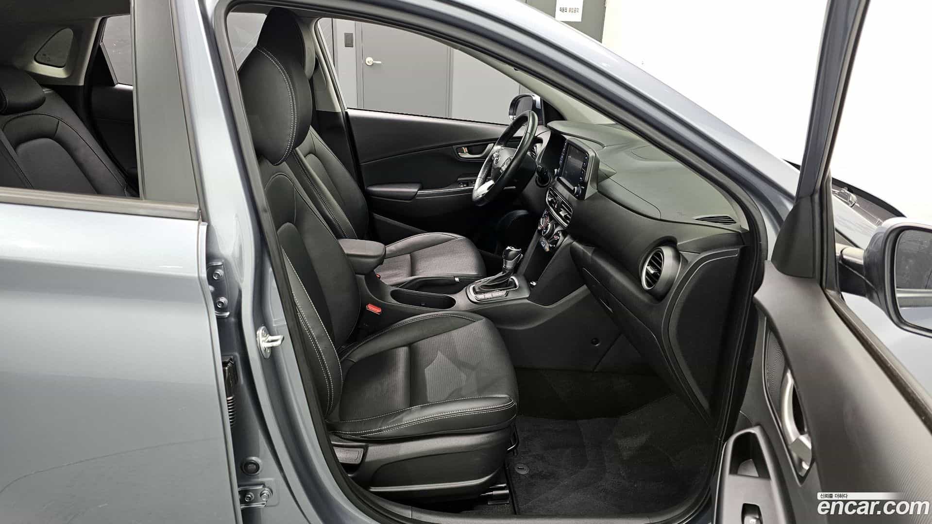 Kona Hyundai 2018.0-OPTION-016