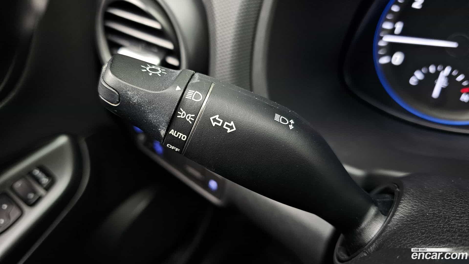 Kona Hyundai 2018.0-OPTION-020