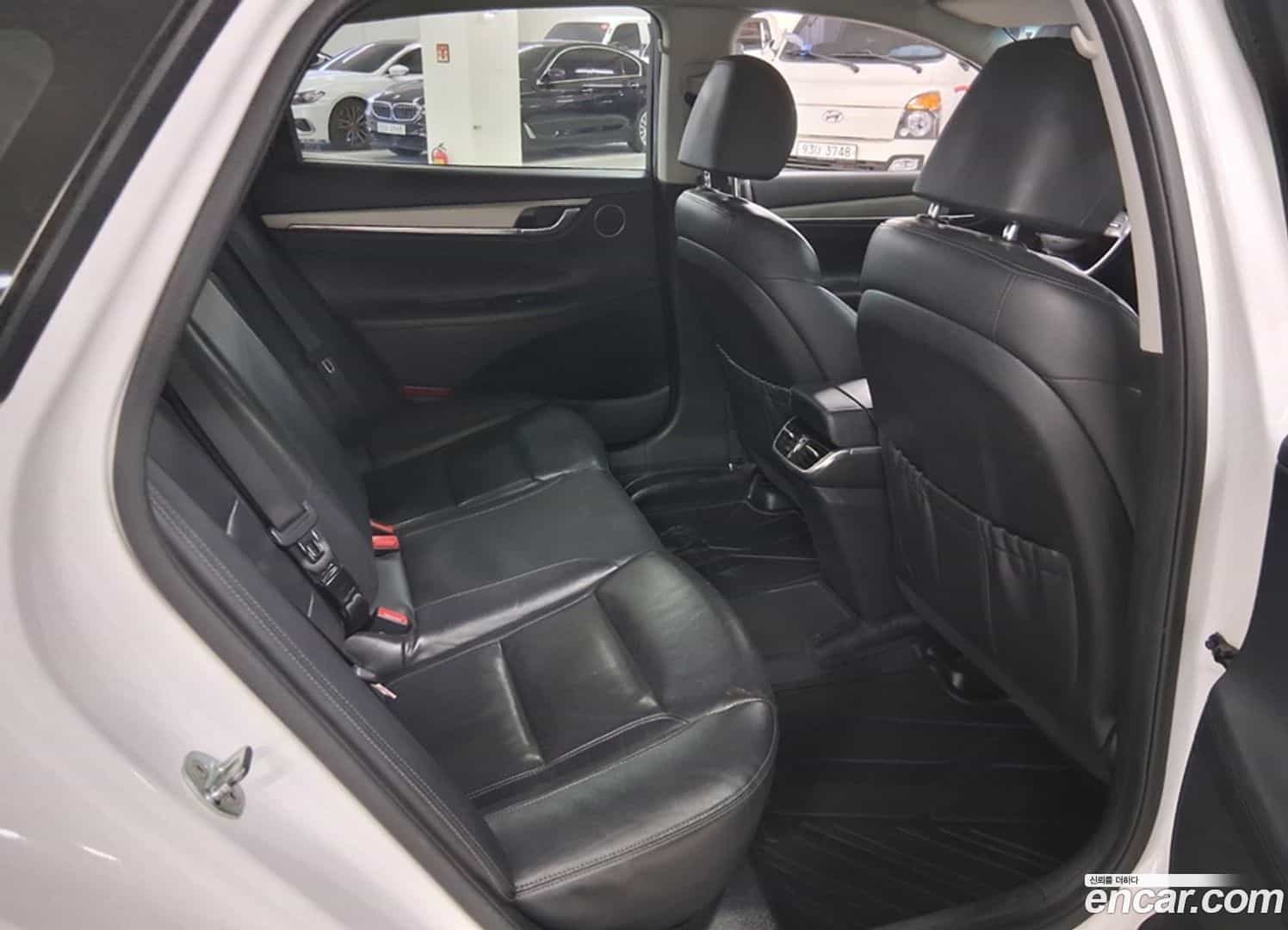Grandeur Hyundai 2021.6-OPTION-017