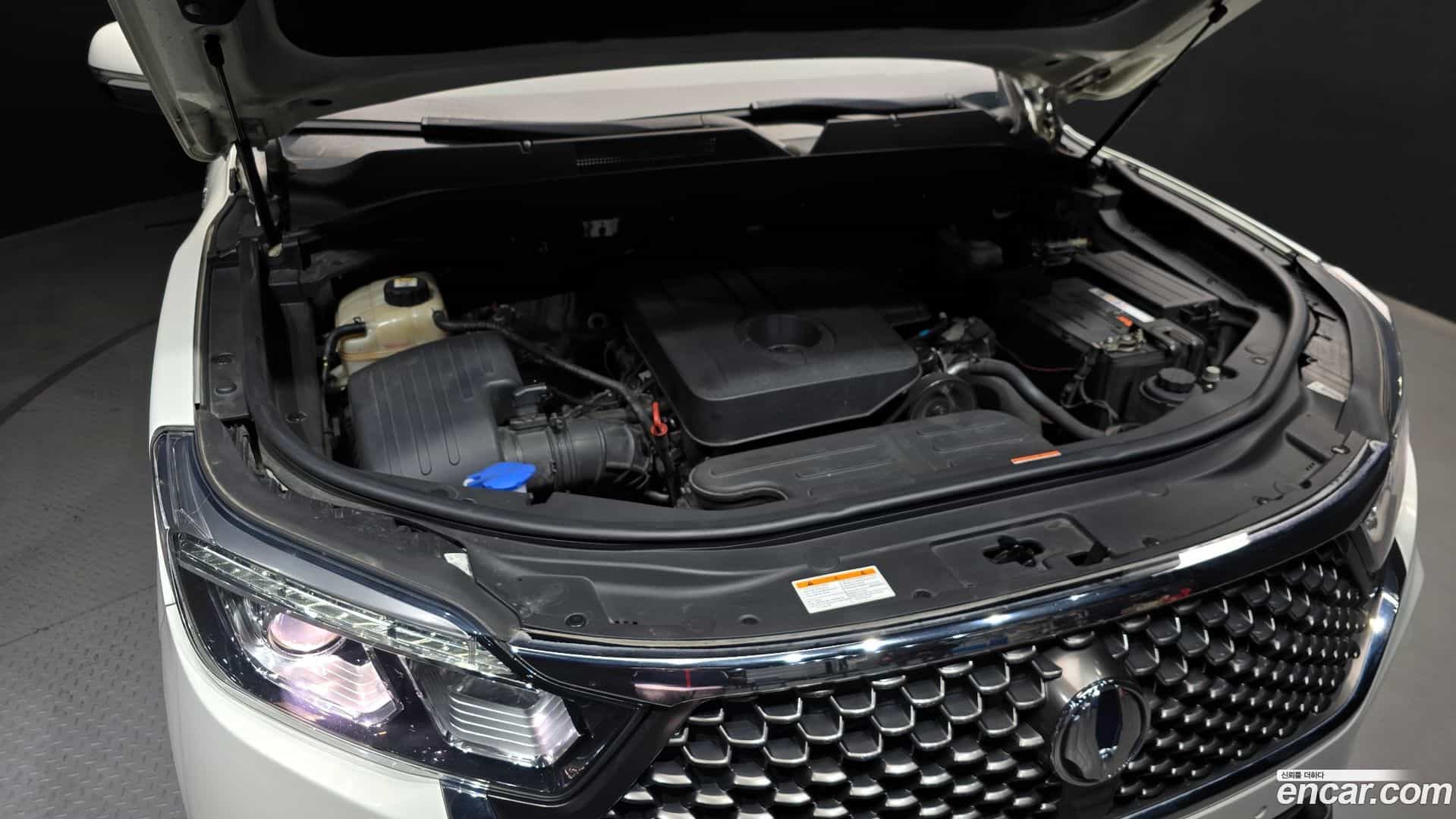 Rexton KG Mobility 2020.4-INNER-006