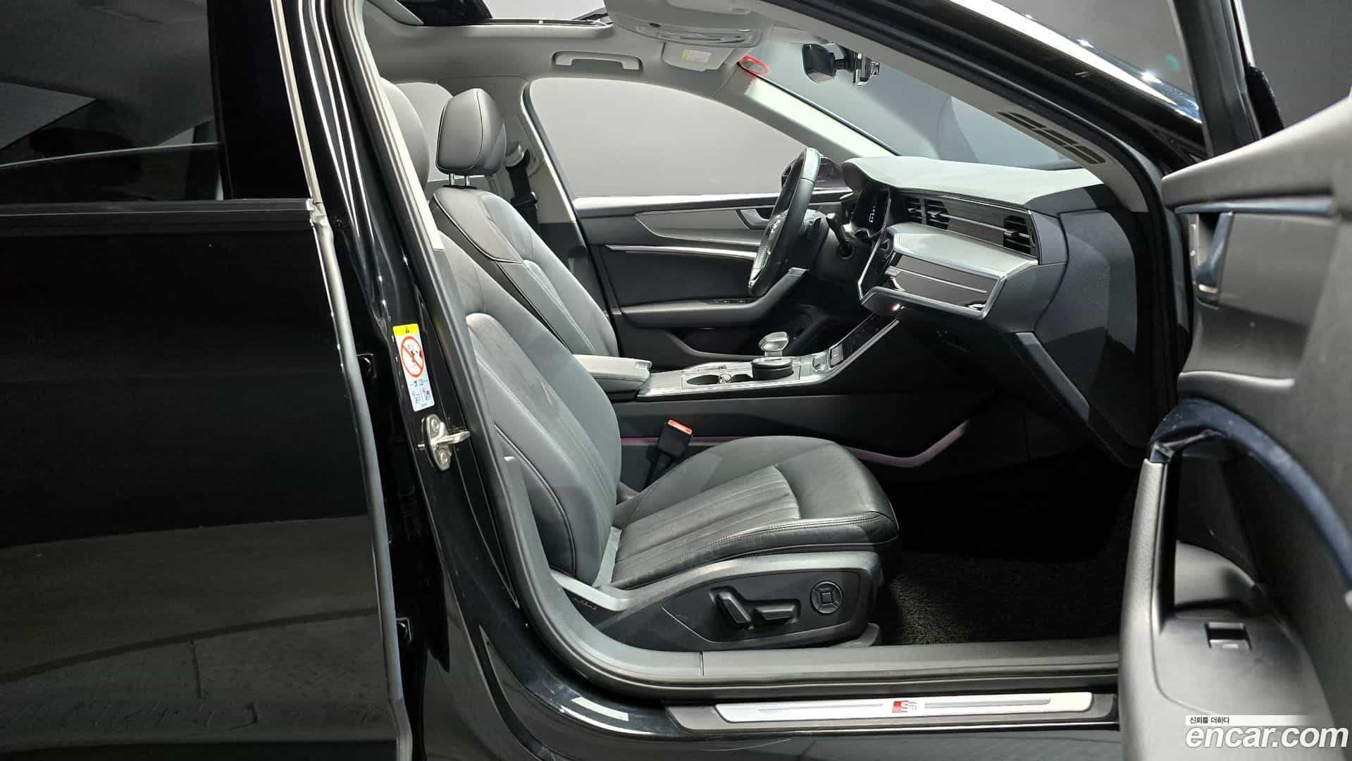 A6 Audi 2019.11-INNER-010