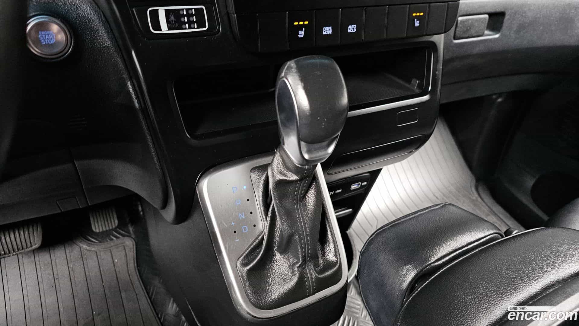 Staria Hyundai 2022.10-INNER-009