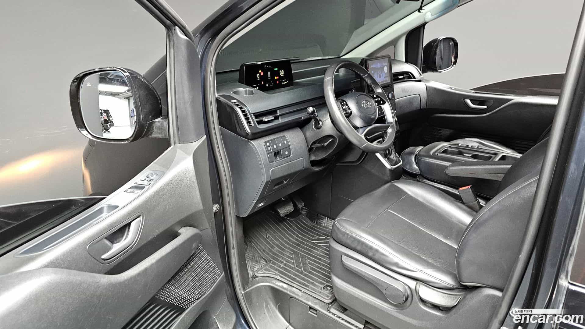Staria Hyundai 2022.10-OPTION-016