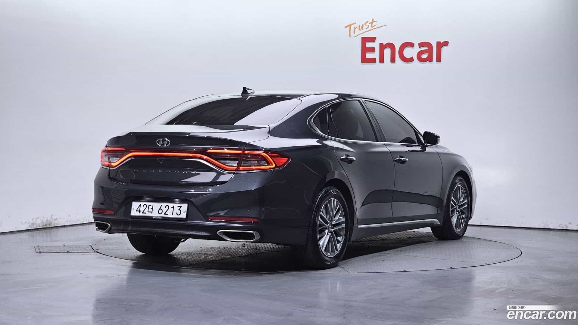 Grandeur Hyundai 2017.4-OUTER-002