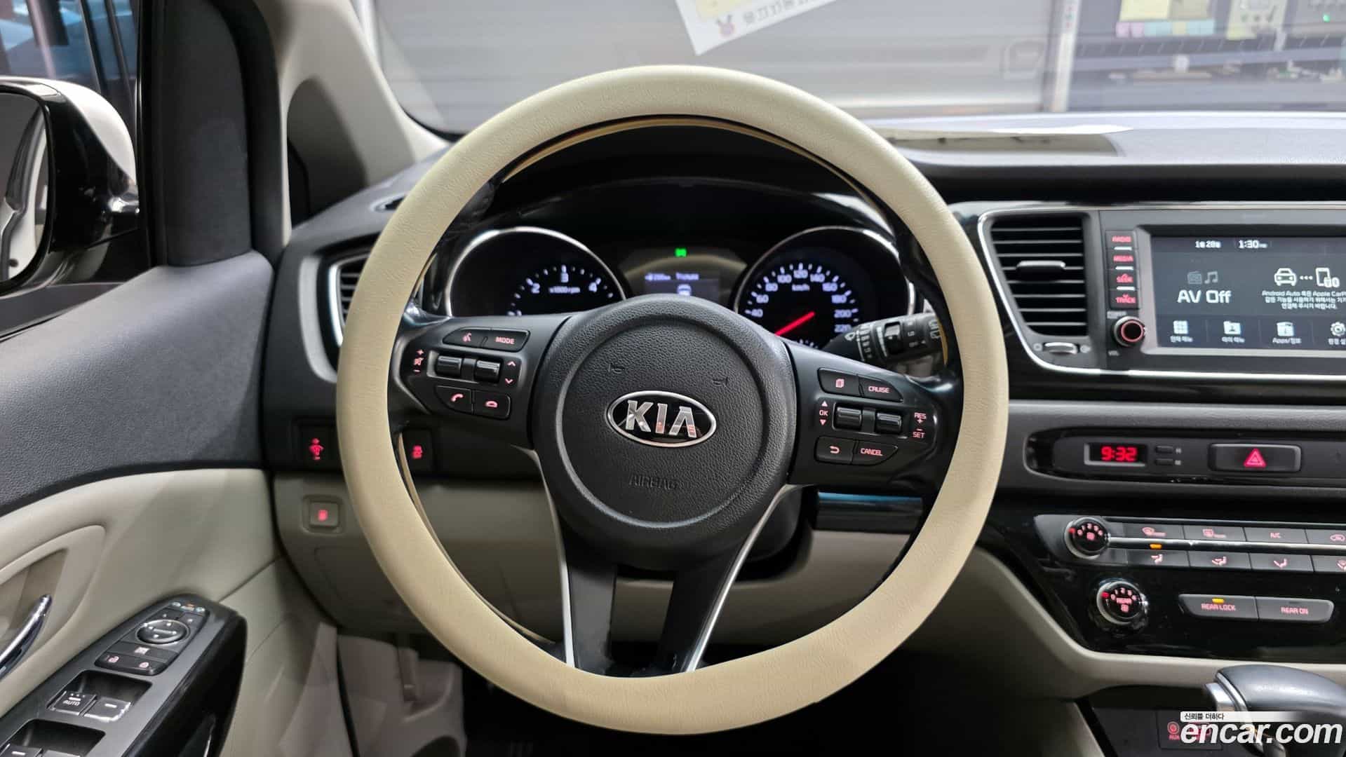 Canival Kia 2018.9-OPTION-017