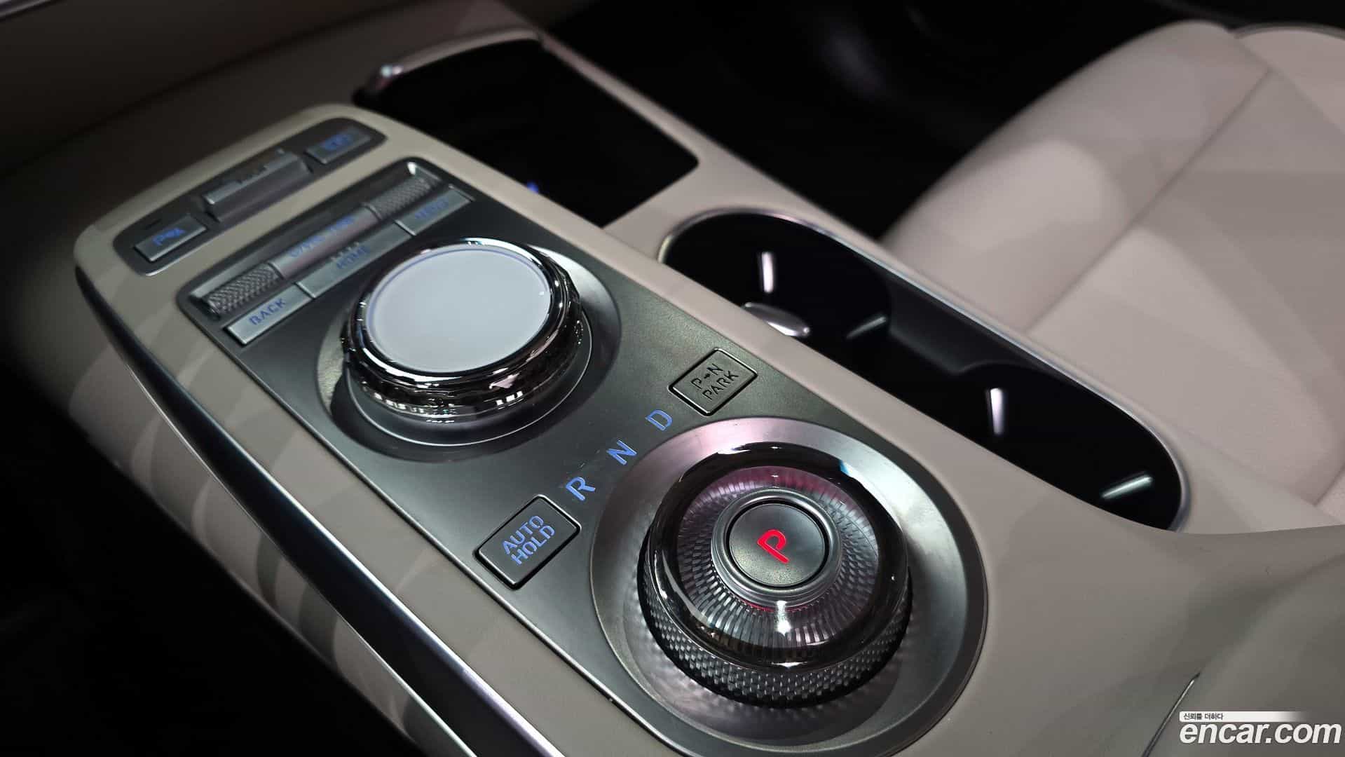 GV70 Genesis 2023.0-INNER-009