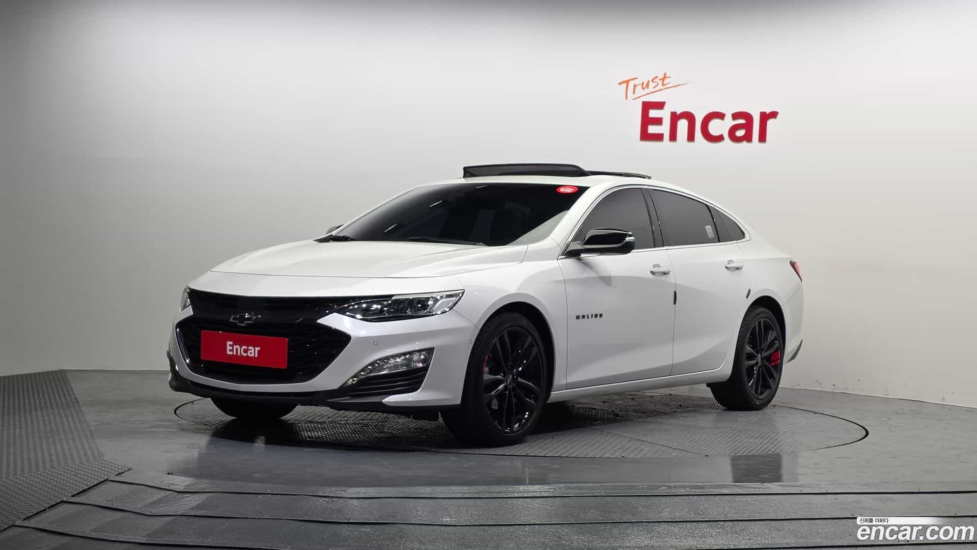 Malibu Chevrolet 2022.8-OUTER-001
