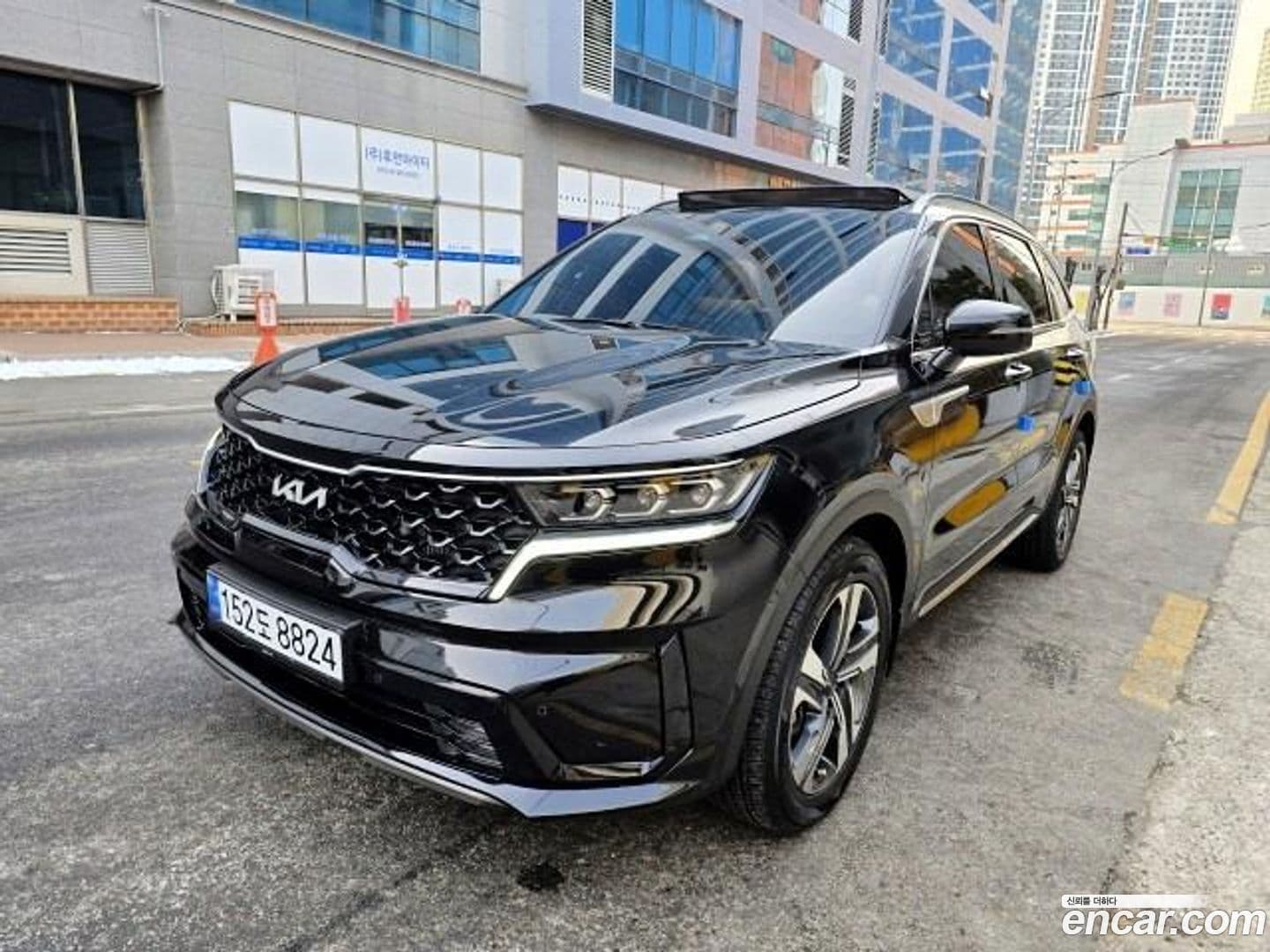 Main__Slider__Photo:Sorento Kia 2022.6-0