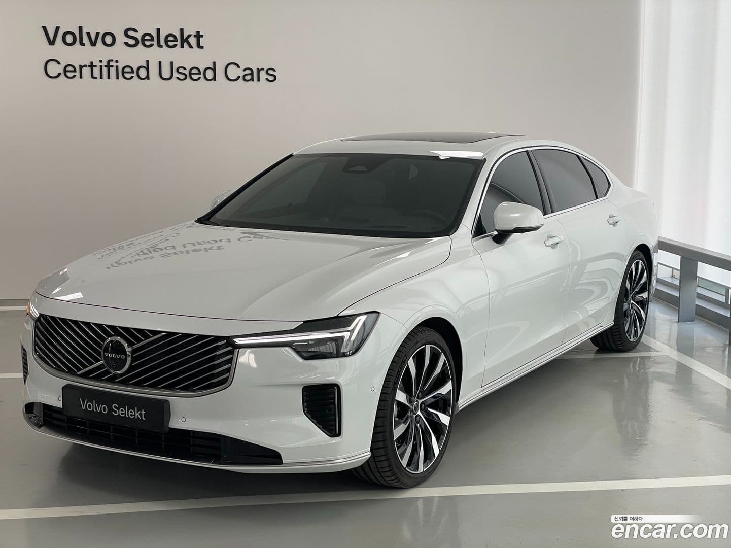 Main__Slider__Photo:S90 Volvo 2025.6-0